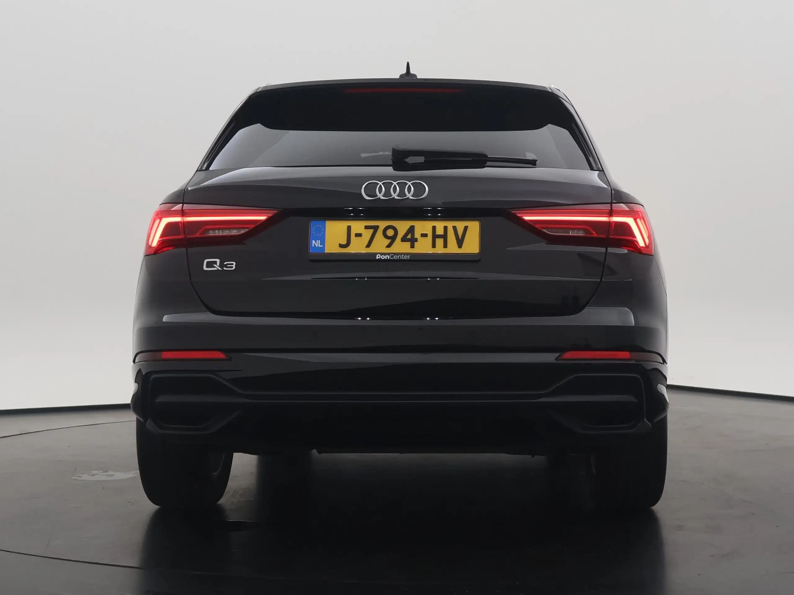 Audi - Q3