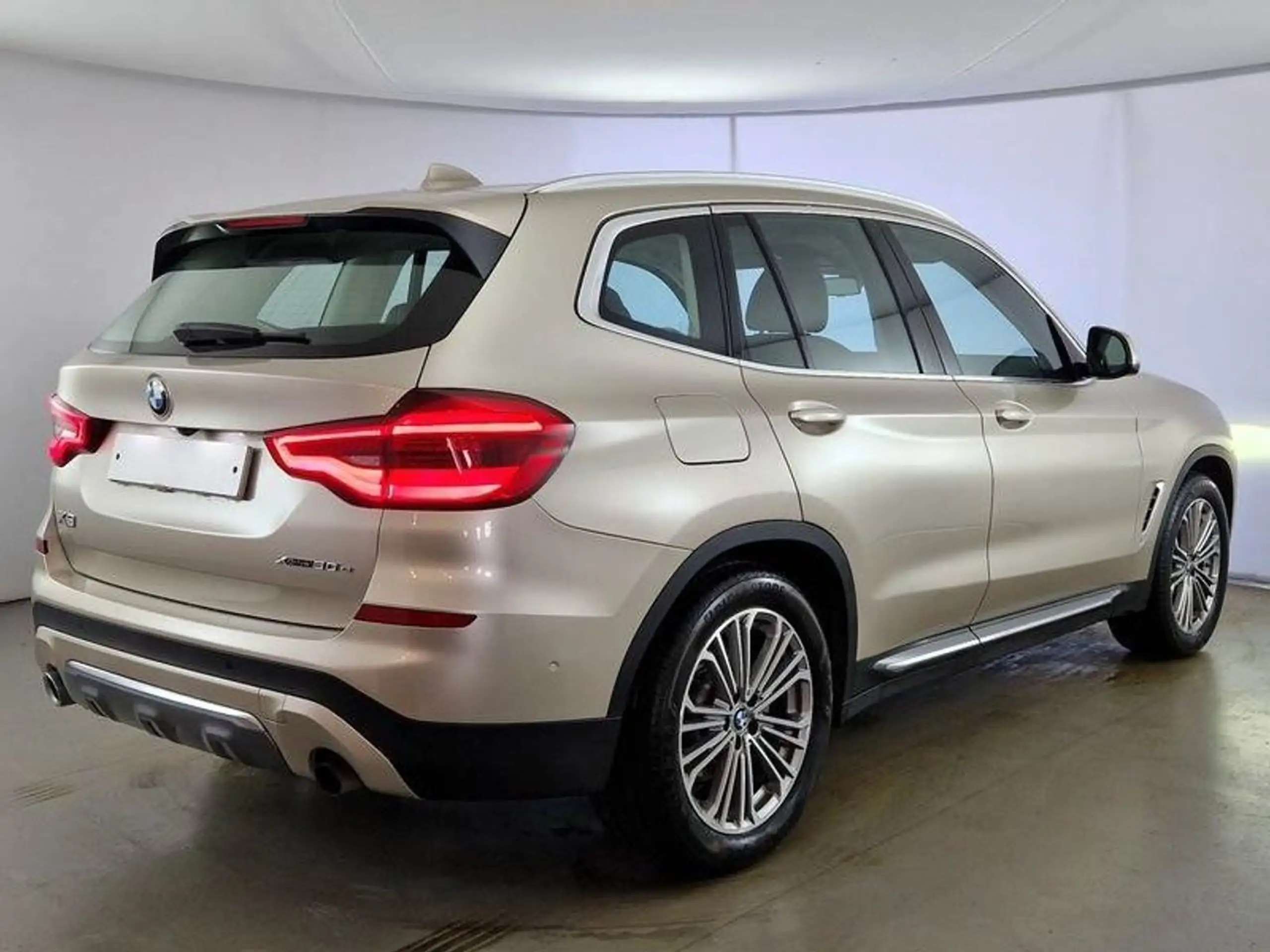 BMW - X3