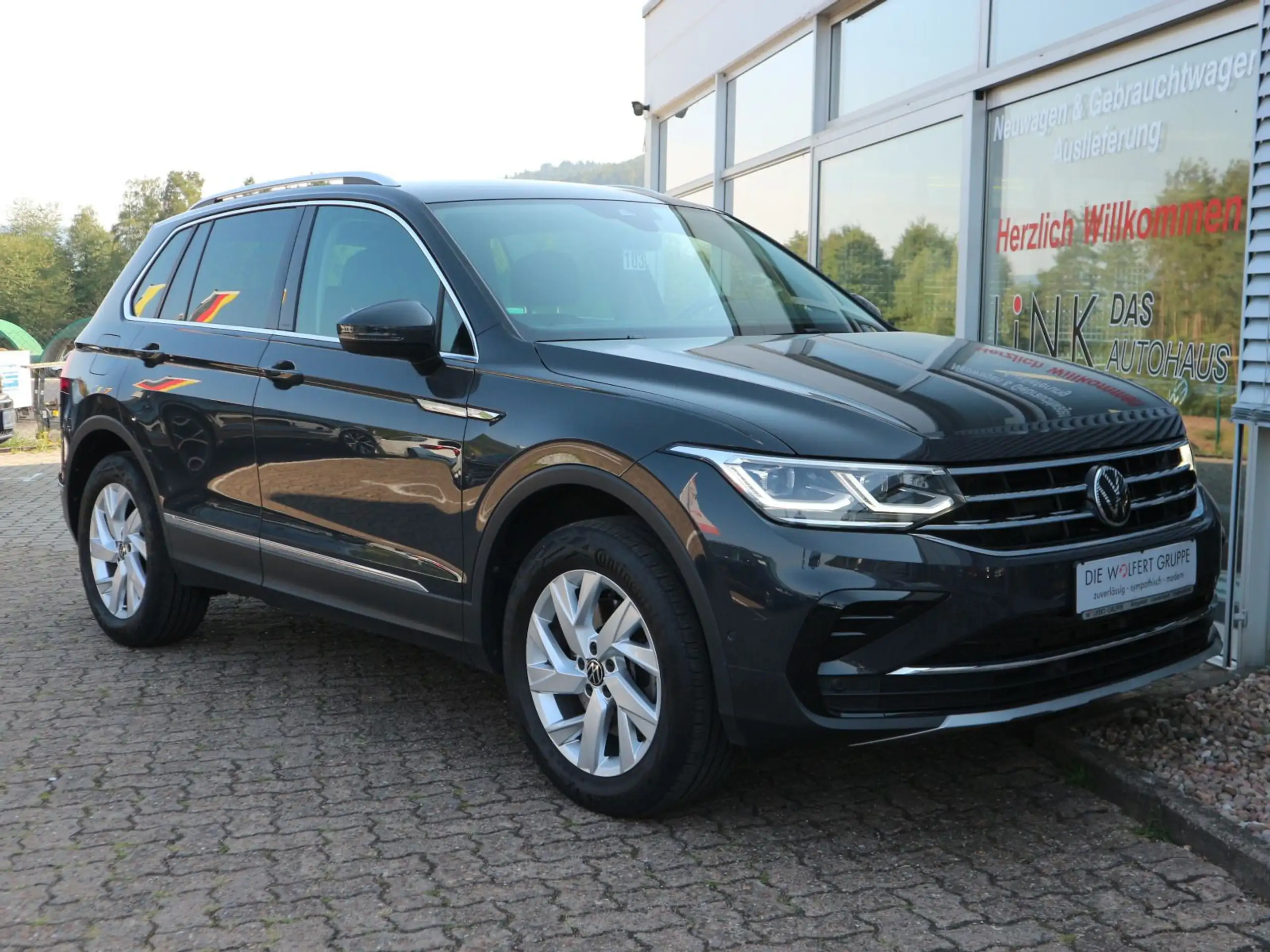 Volkswagen - Tiguan