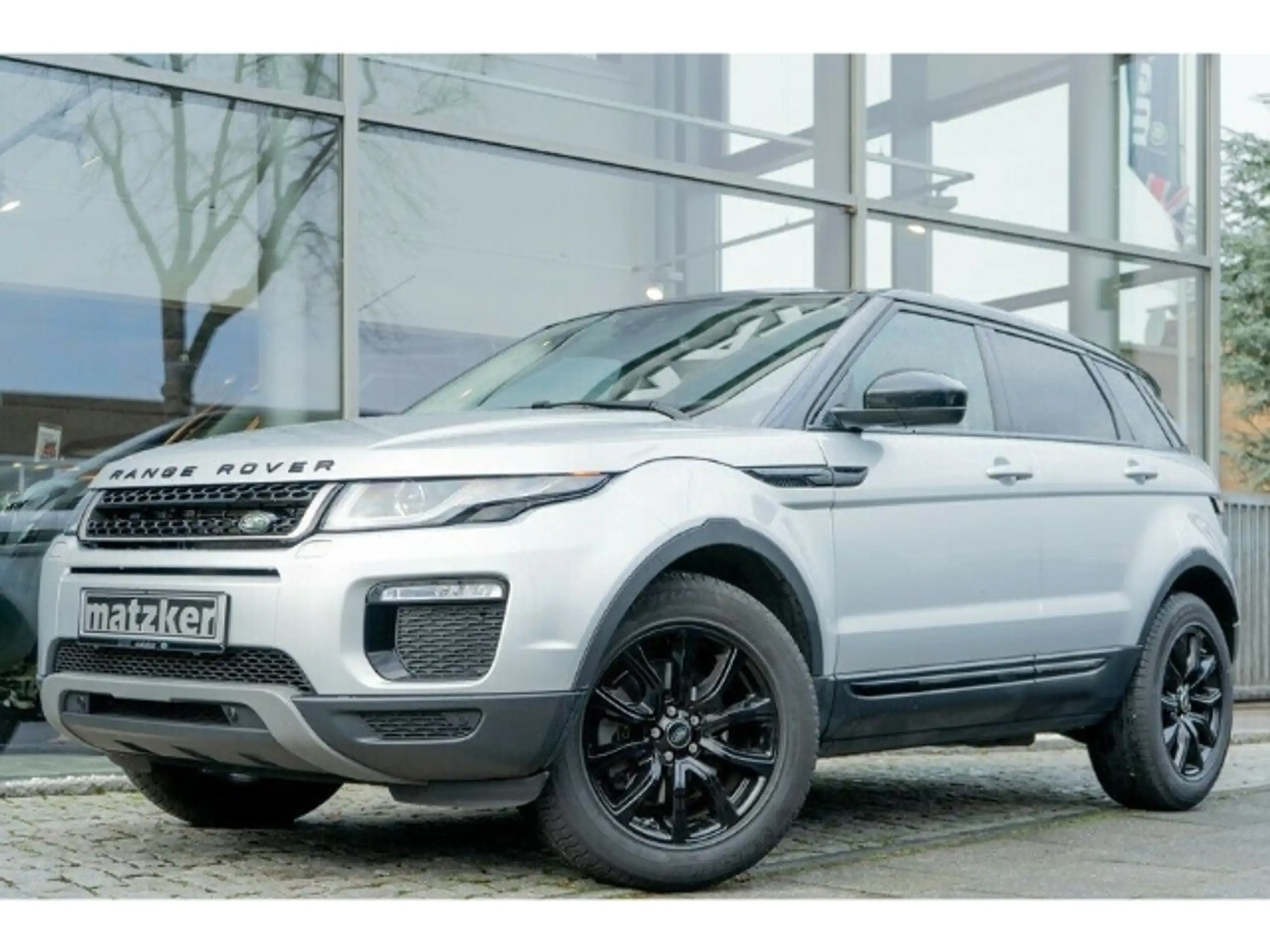 Land Rover - Range Rover Evoque