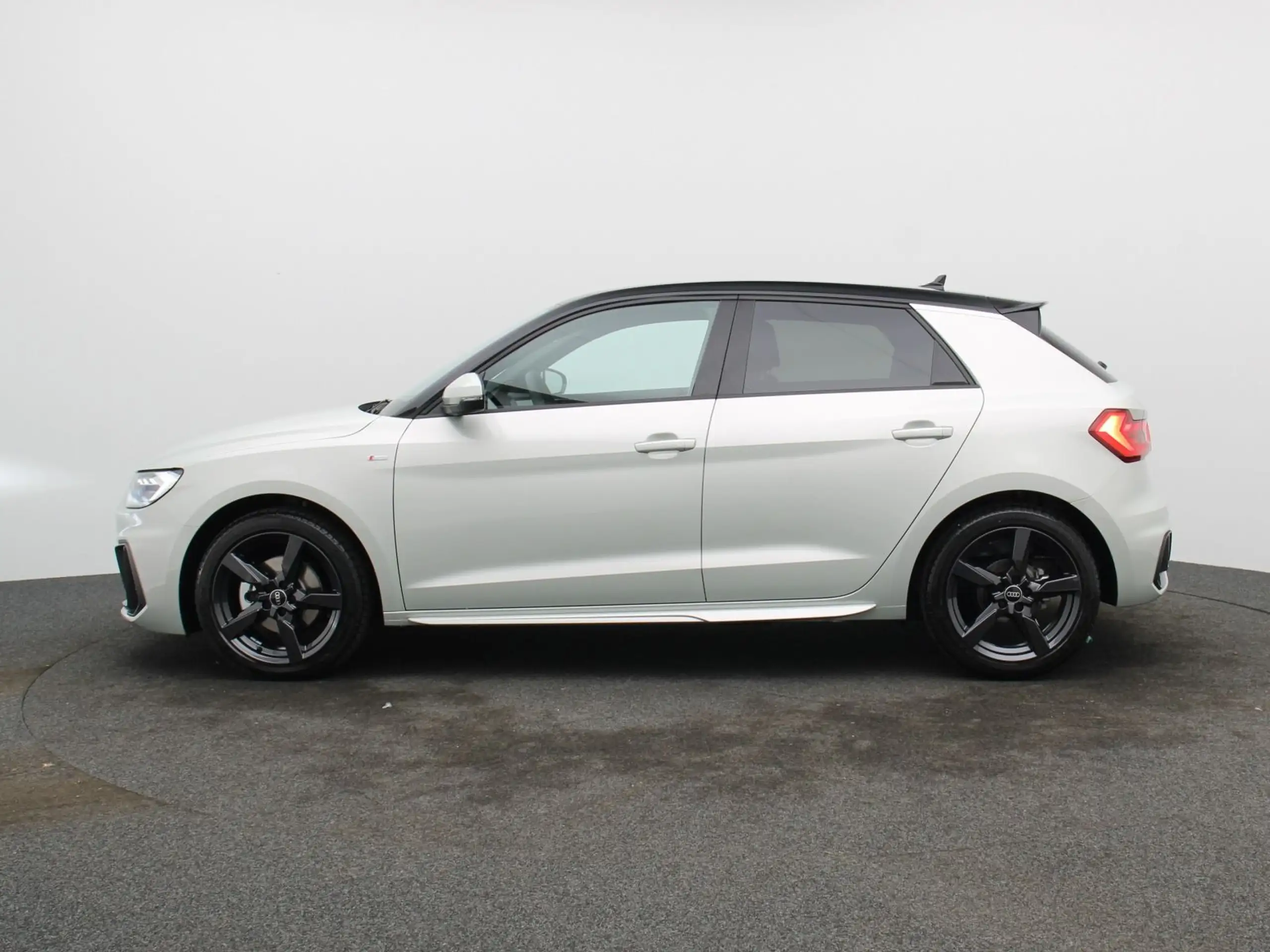 Audi - A1