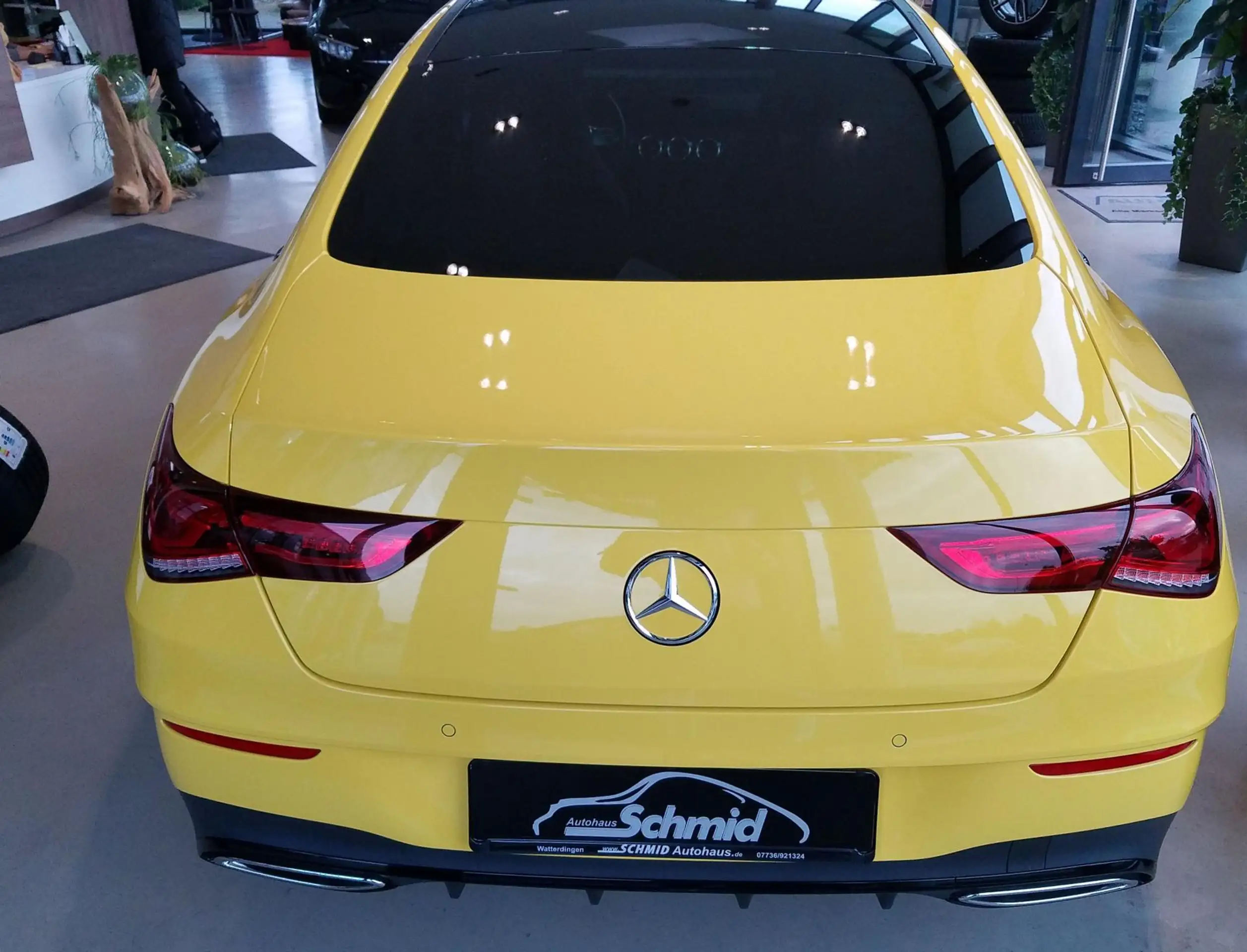 Mercedes-Benz - CLA 200