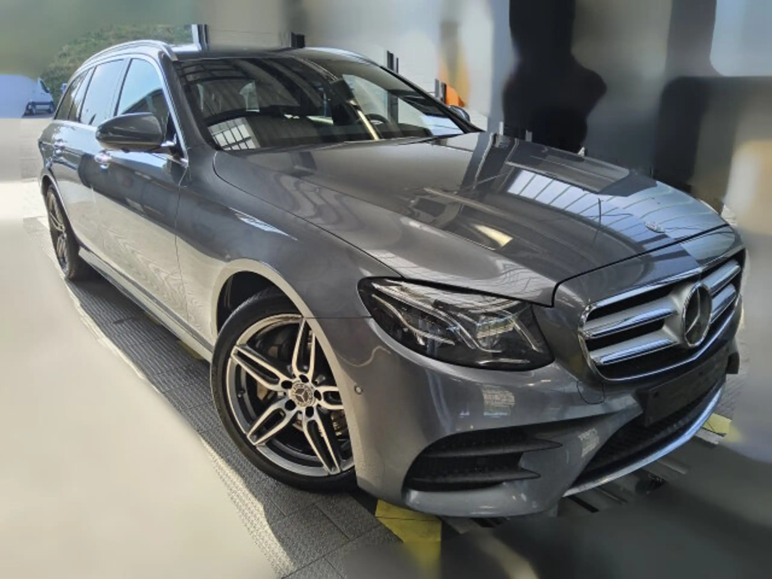 Mercedes-Benz E 400 2019