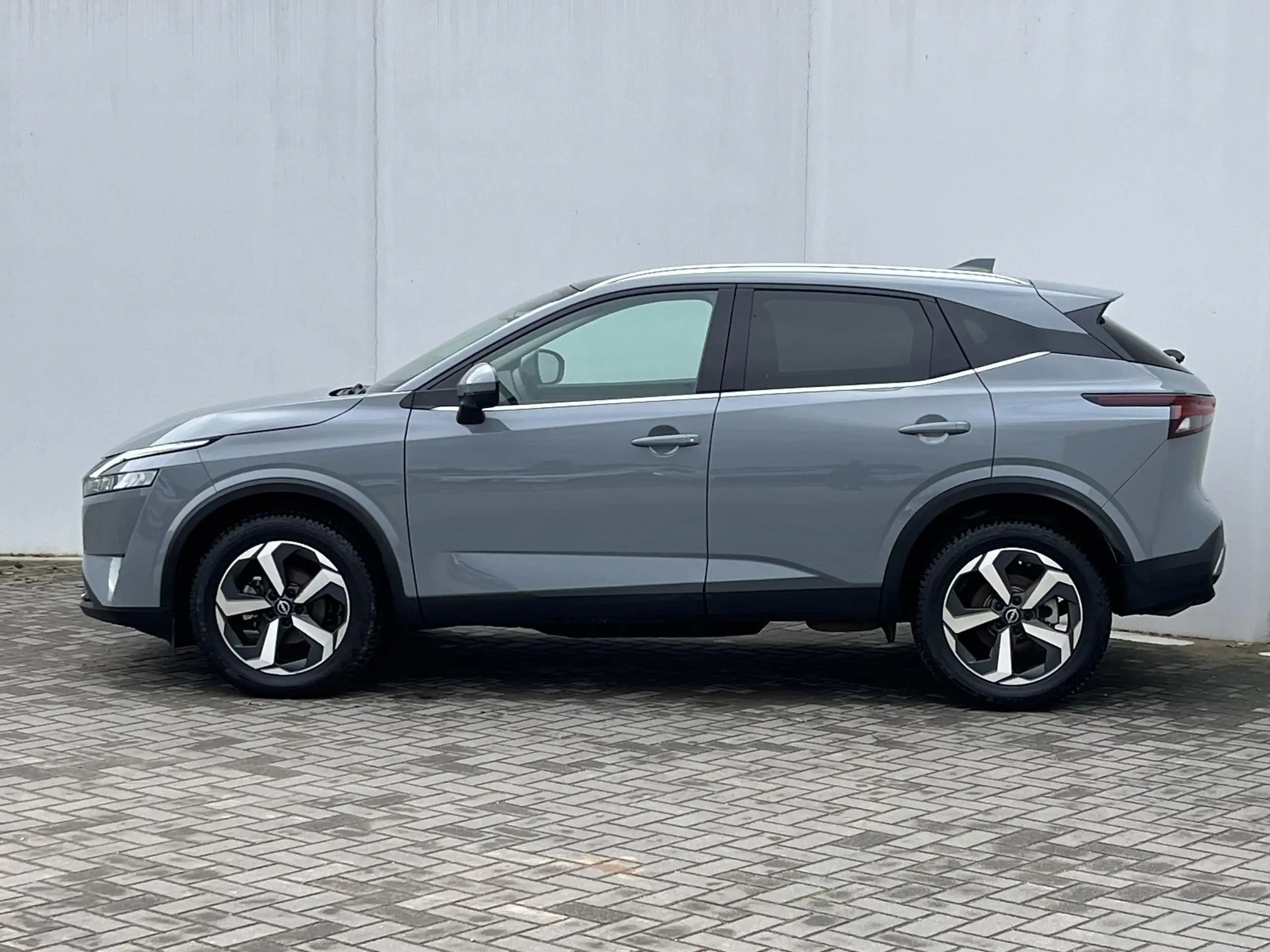 Nissan - Qashqai