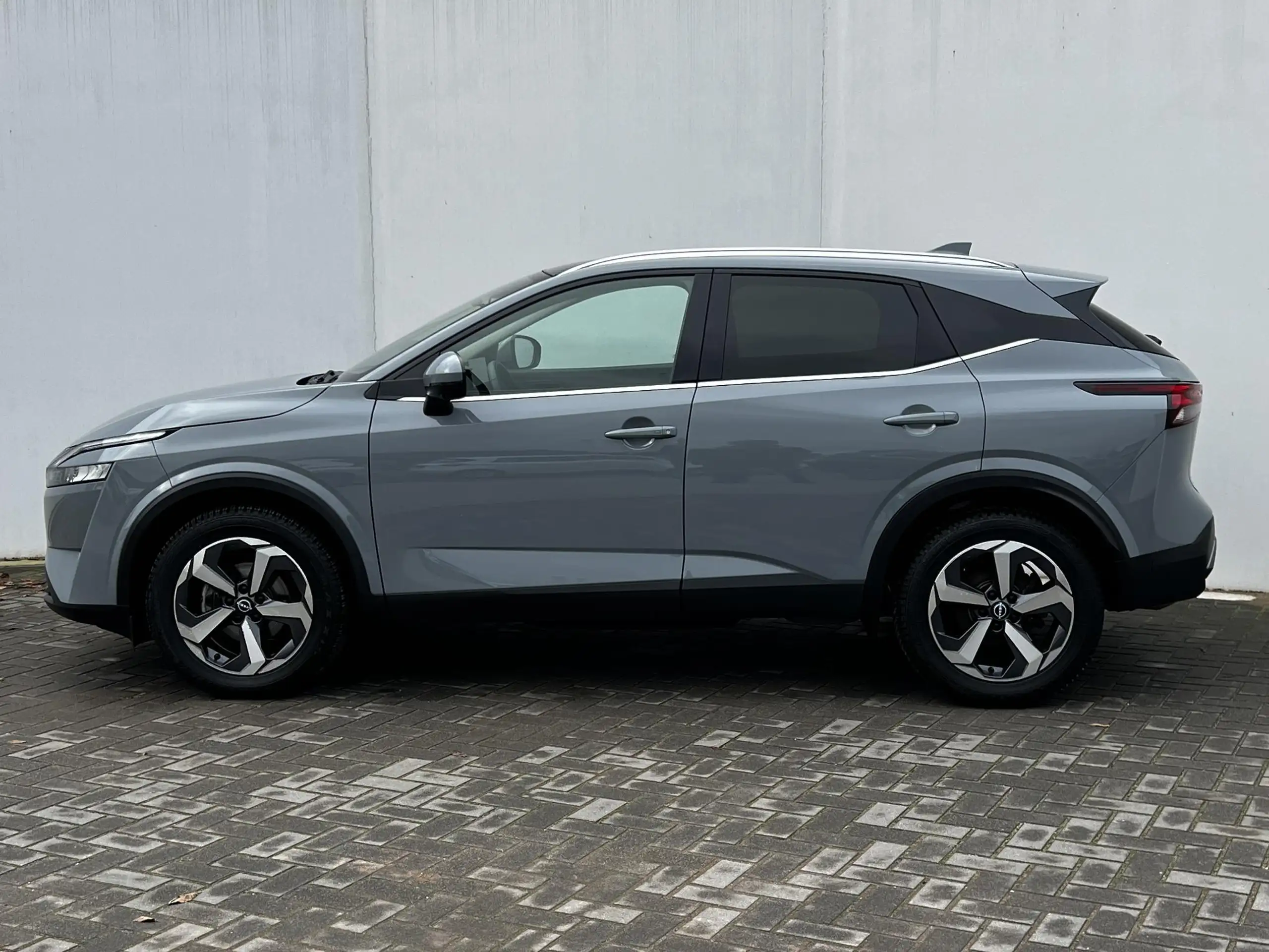 Nissan - Qashqai