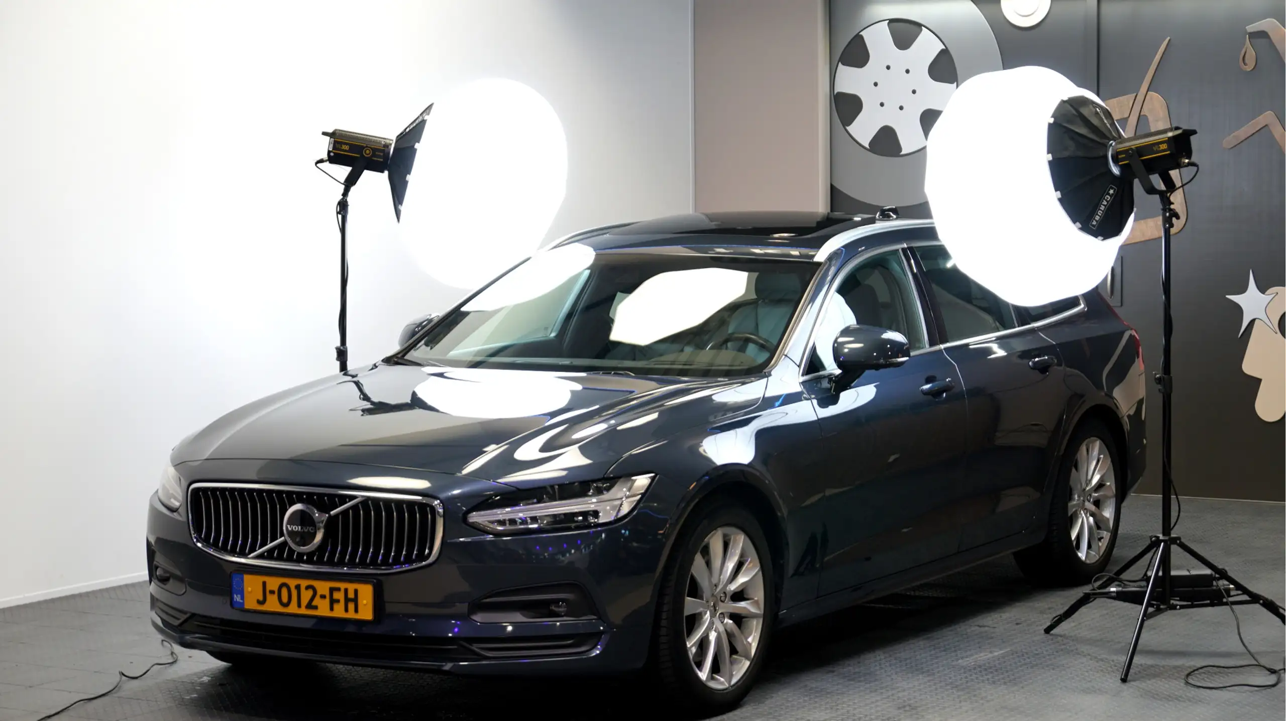 Volvo - V90