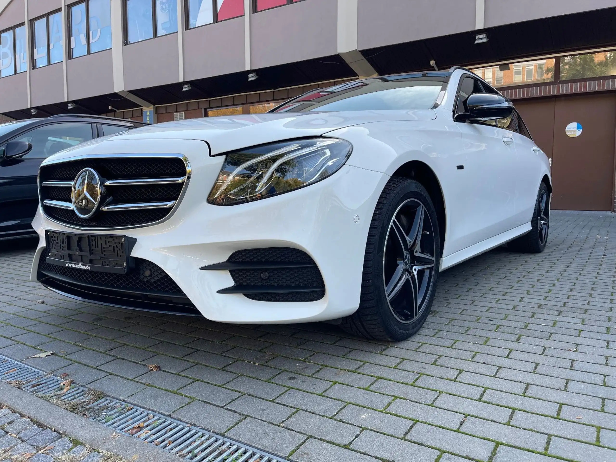 Mercedes-Benz E 300 2019