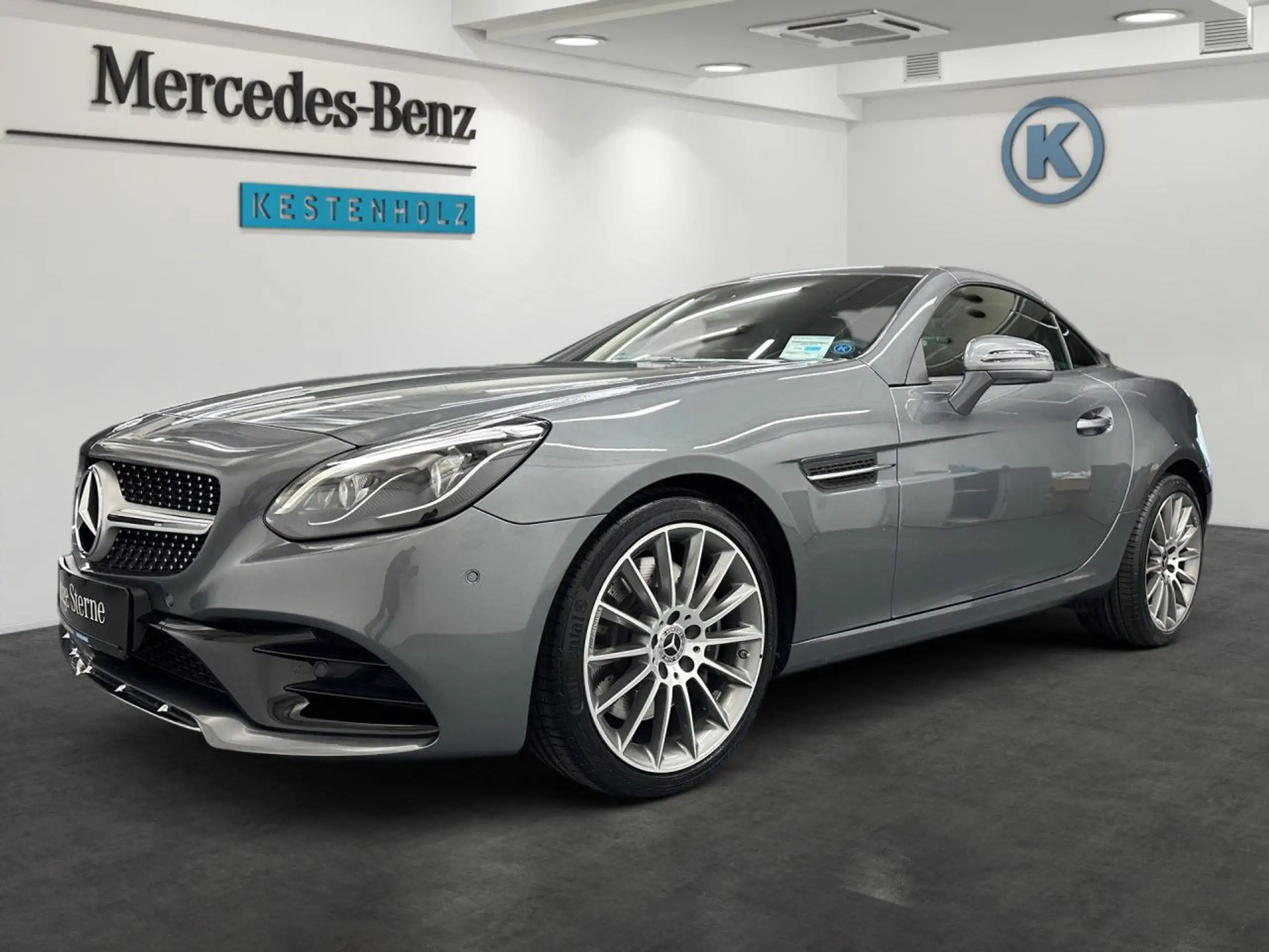 Mercedes-Benz - SLC 200