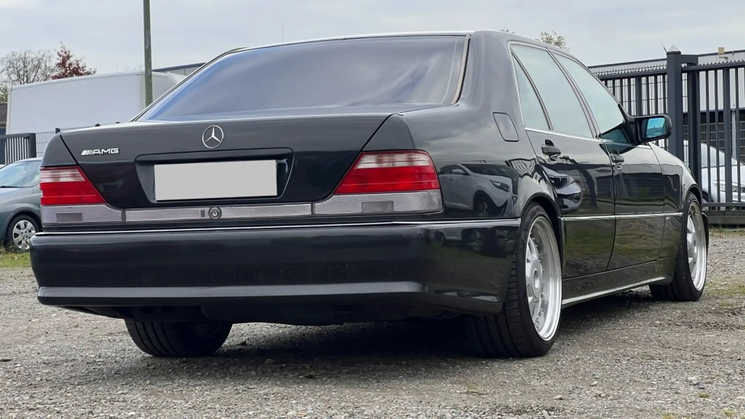 Mercedes-Benz - S 500