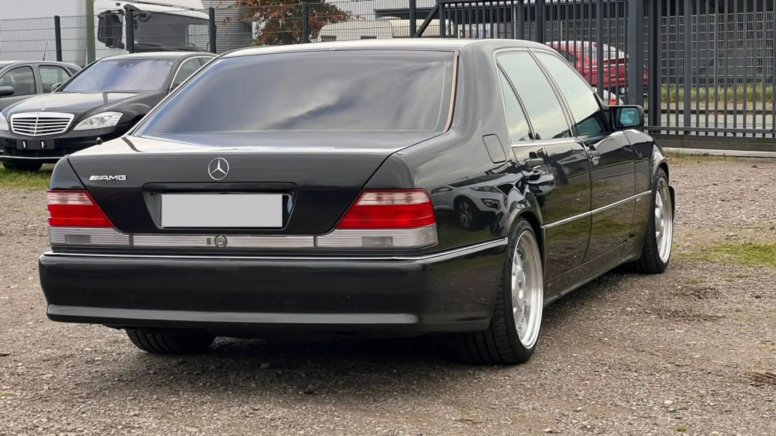 Mercedes-Benz - S 500