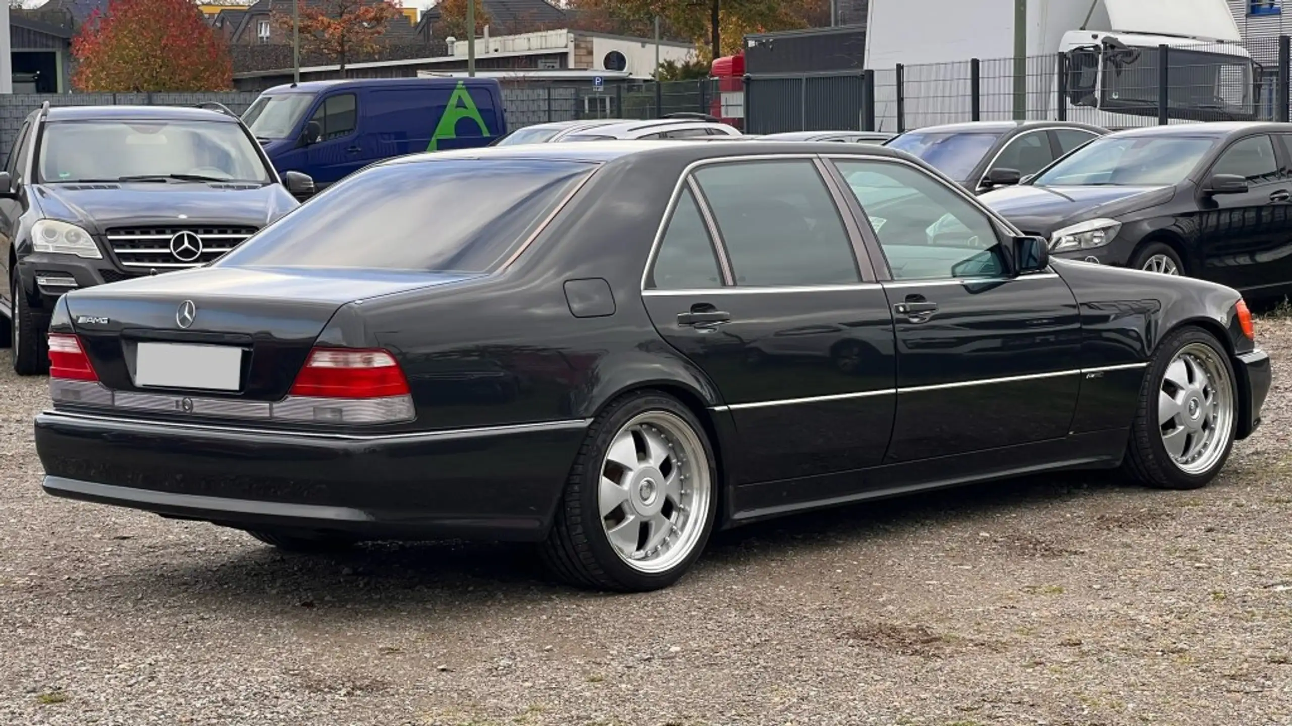 Mercedes-Benz - S 500