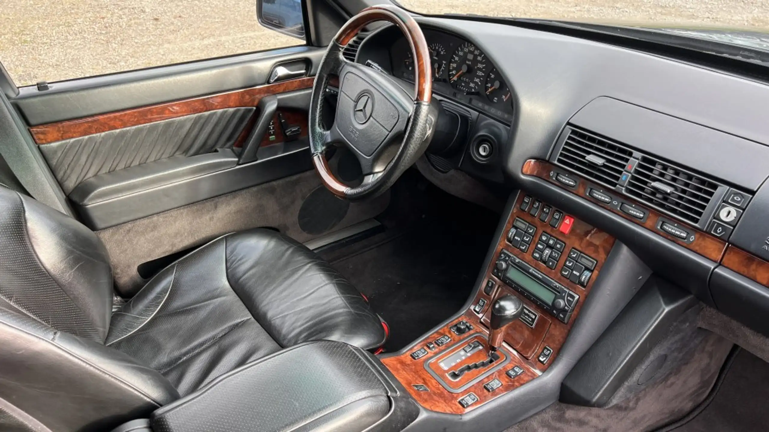 Mercedes-Benz - S 500