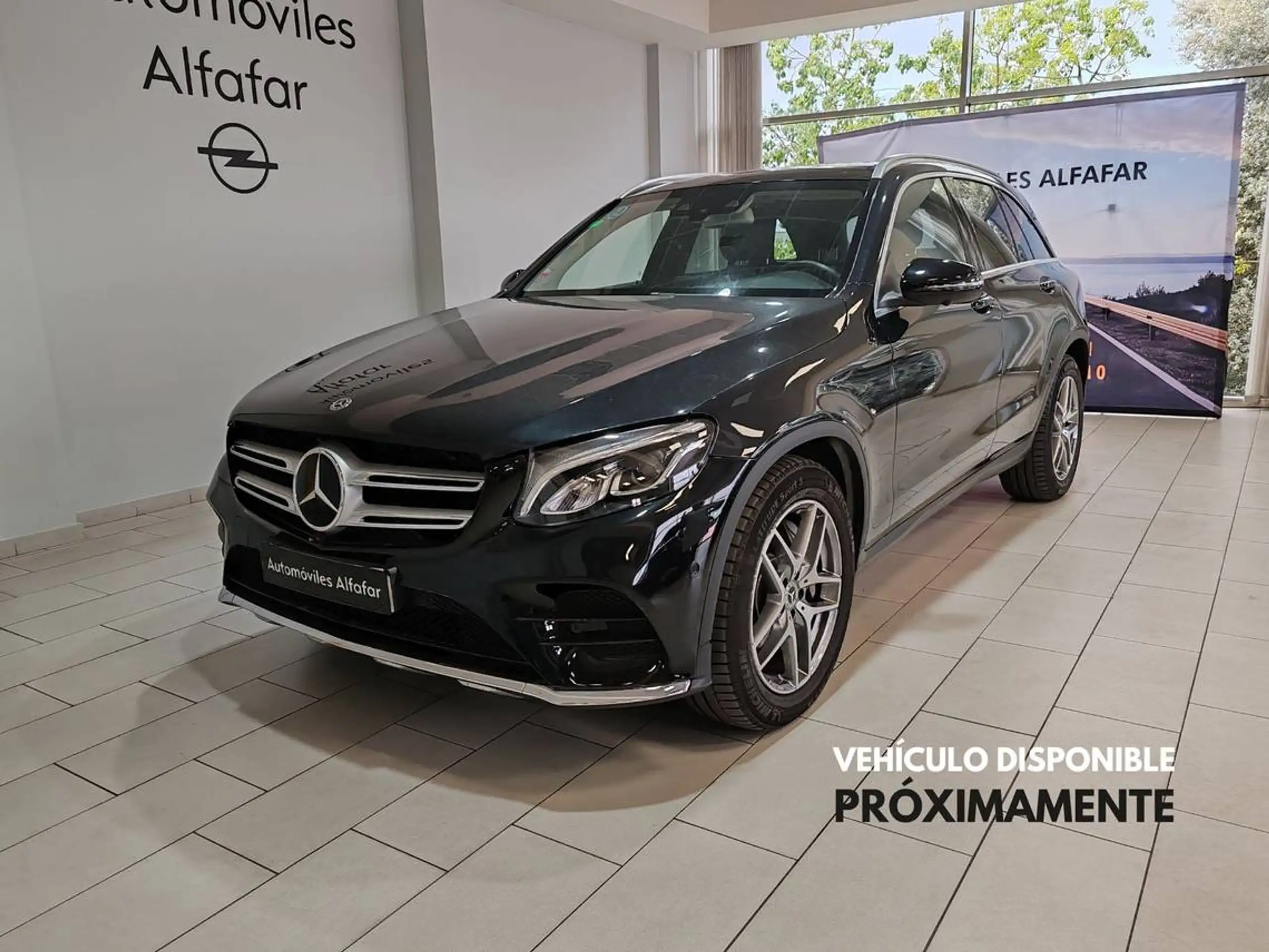 Mercedes-Benz - GLC 220