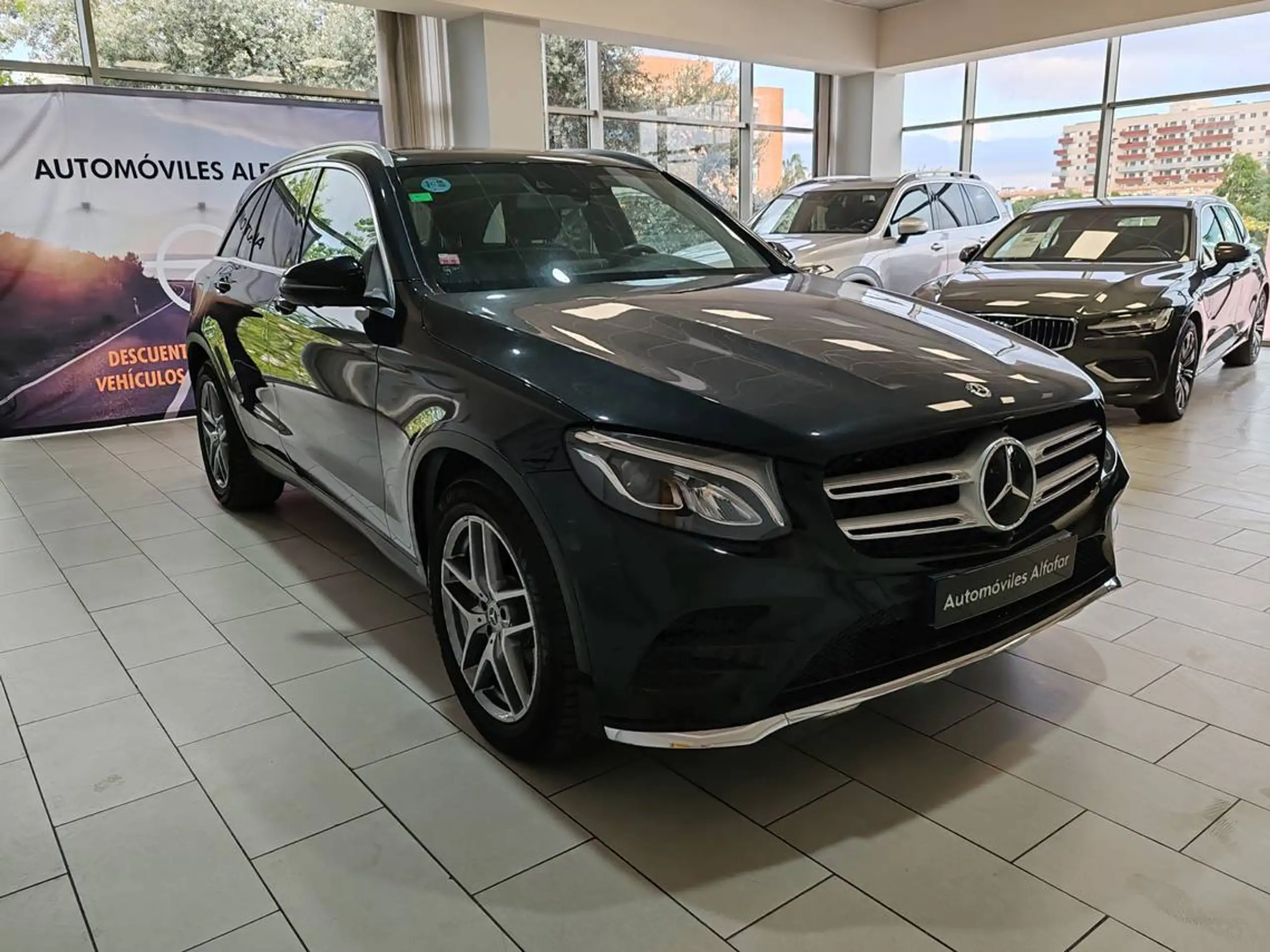 Mercedes-Benz - GLC 220