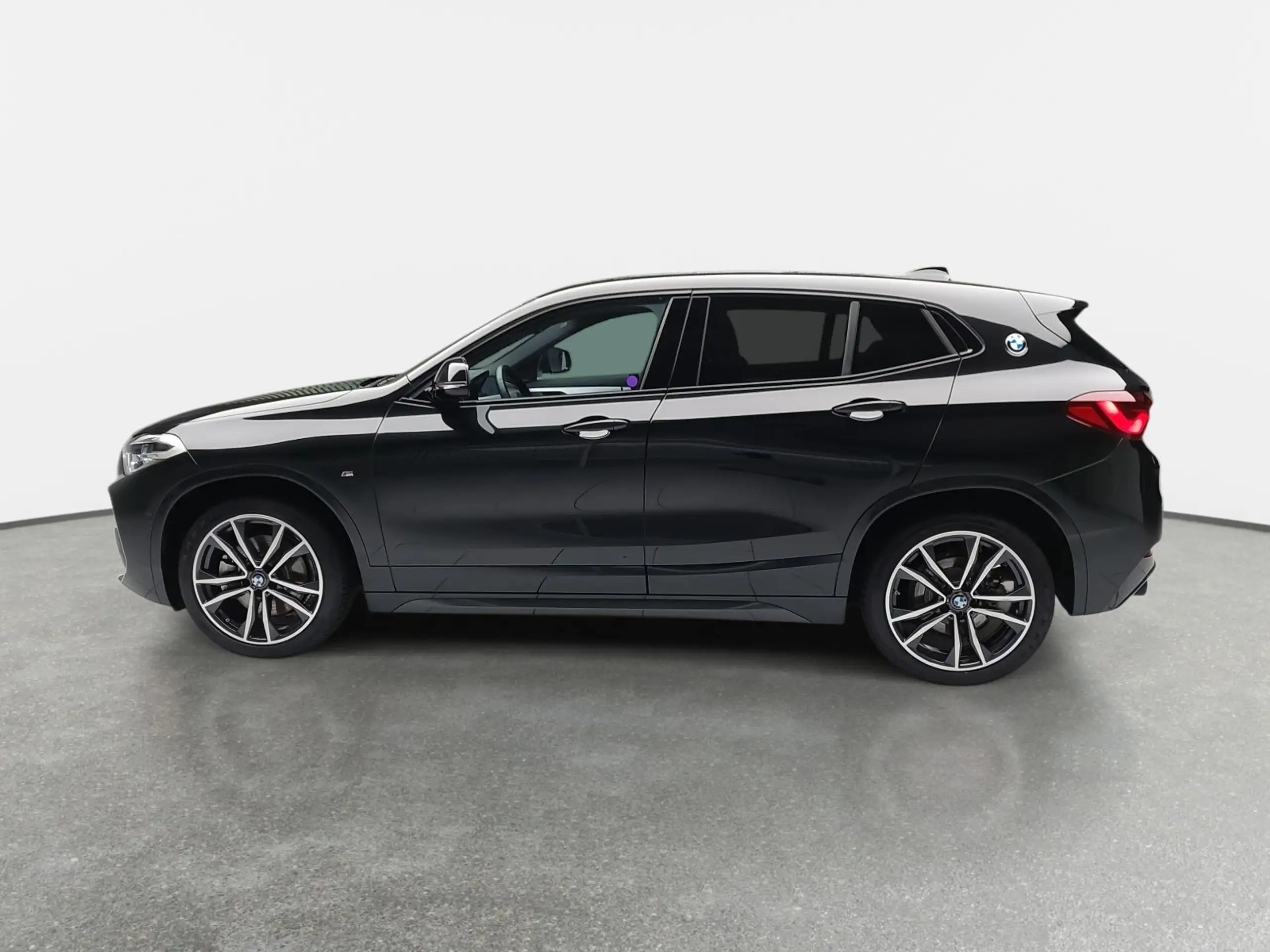 BMW - X2