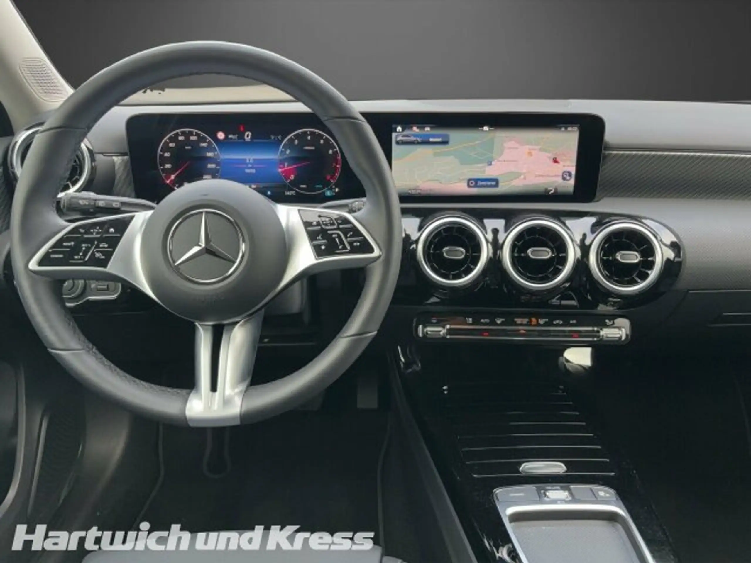 Mercedes-Benz - A 220