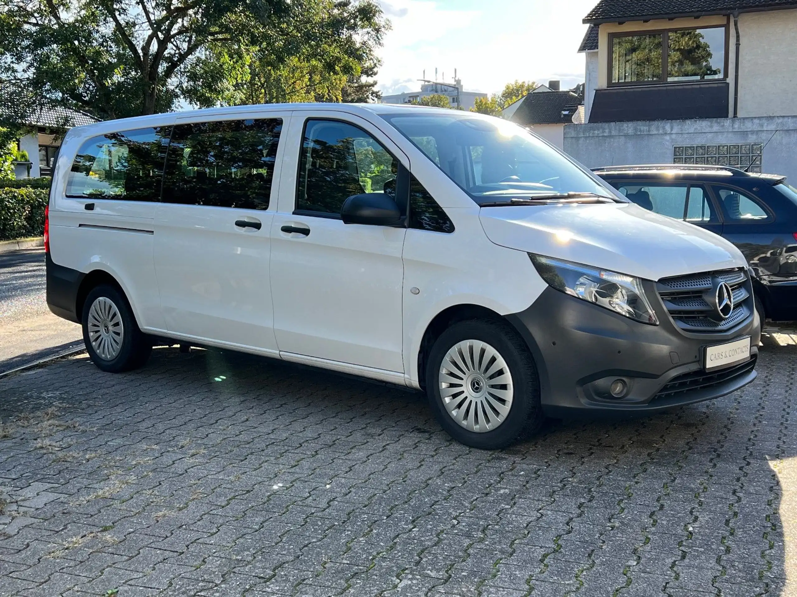 Mercedes-Benz - Vito