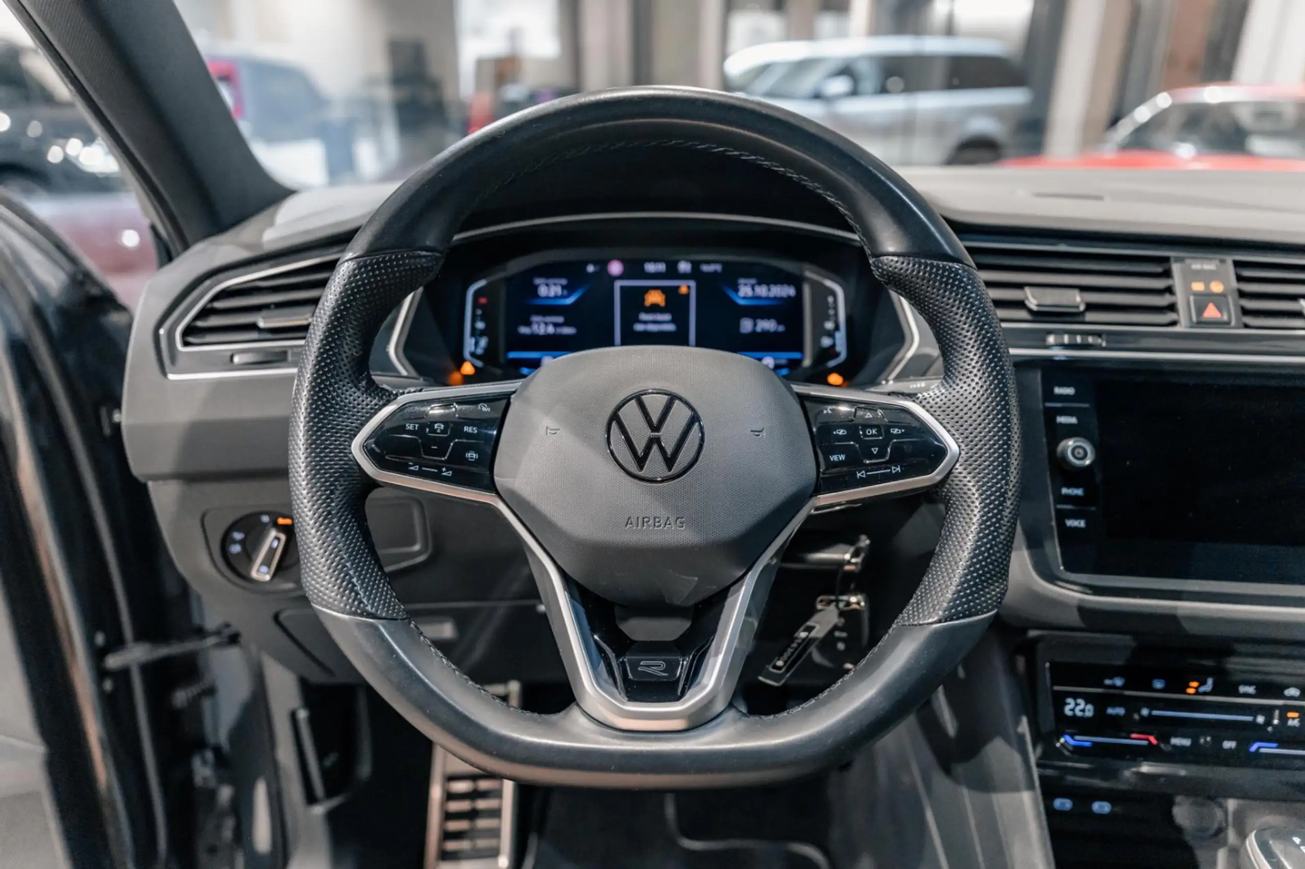 Volkswagen - Tiguan