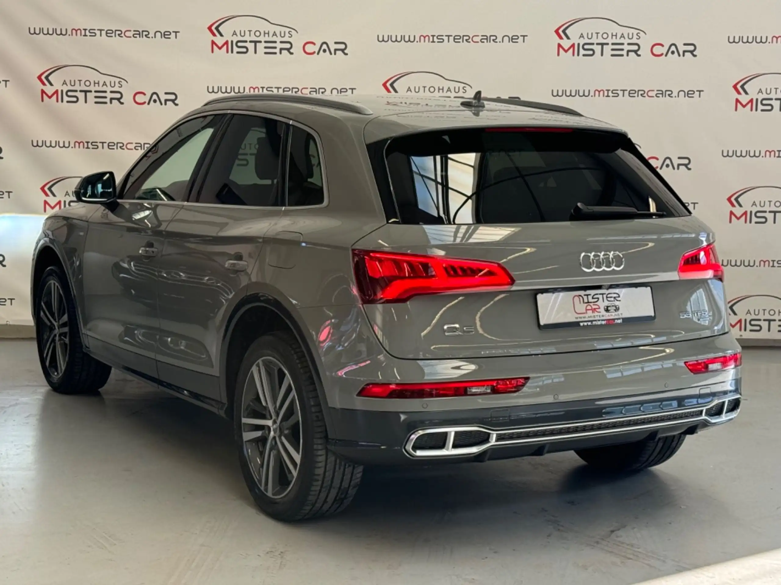 Audi - Q5