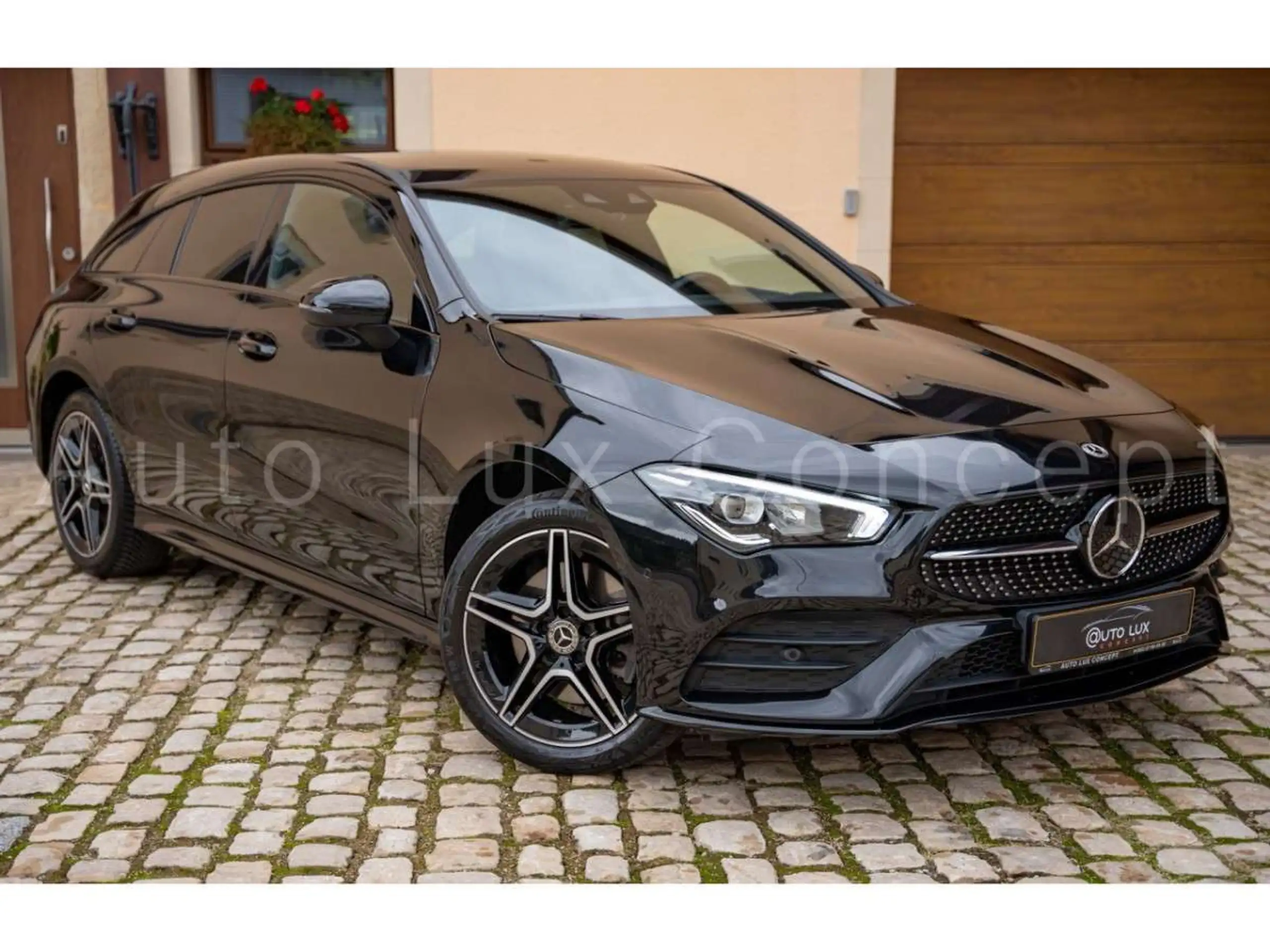 Mercedes-Benz - CLA 250