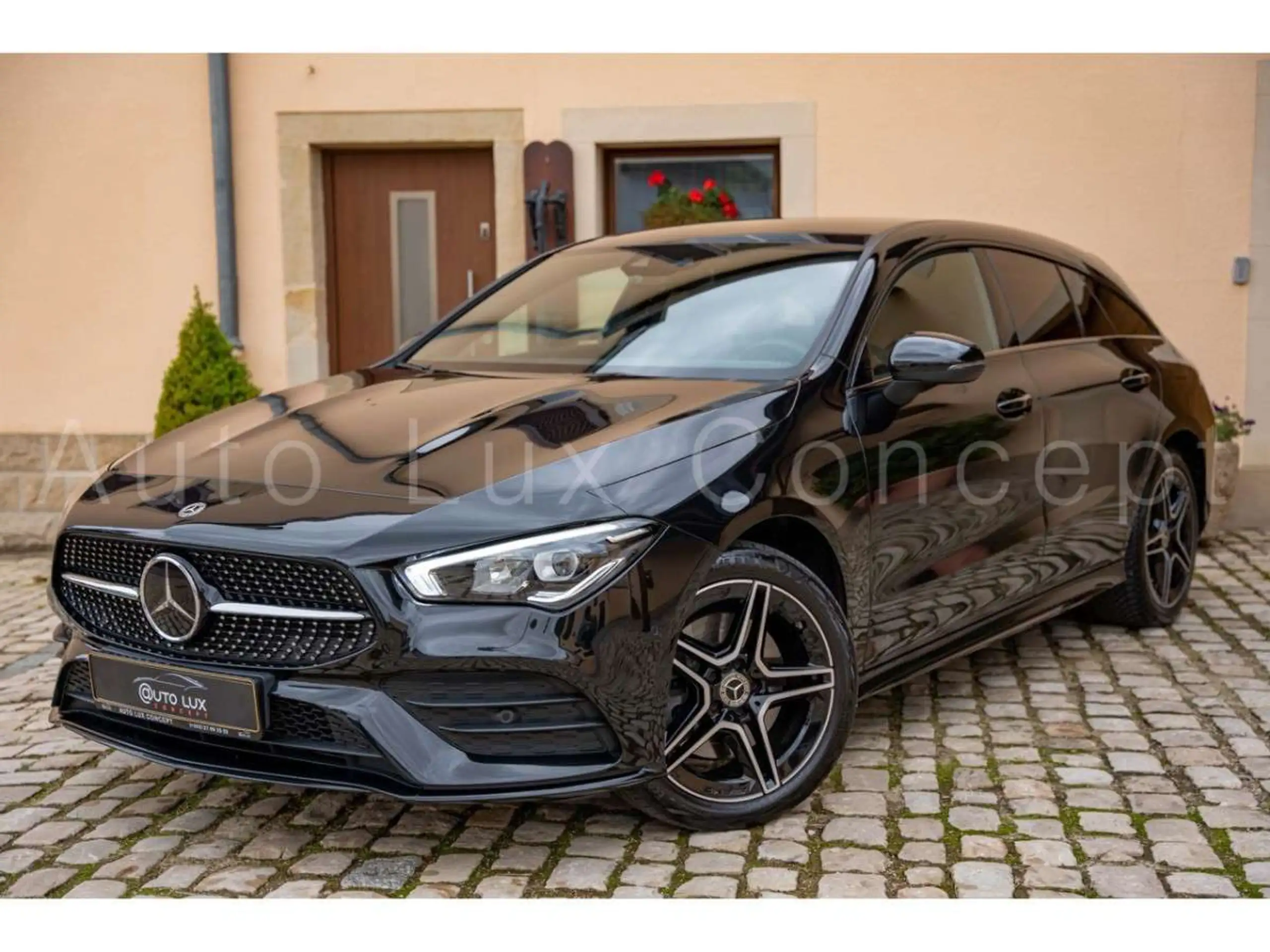 Mercedes-Benz - CLA 250