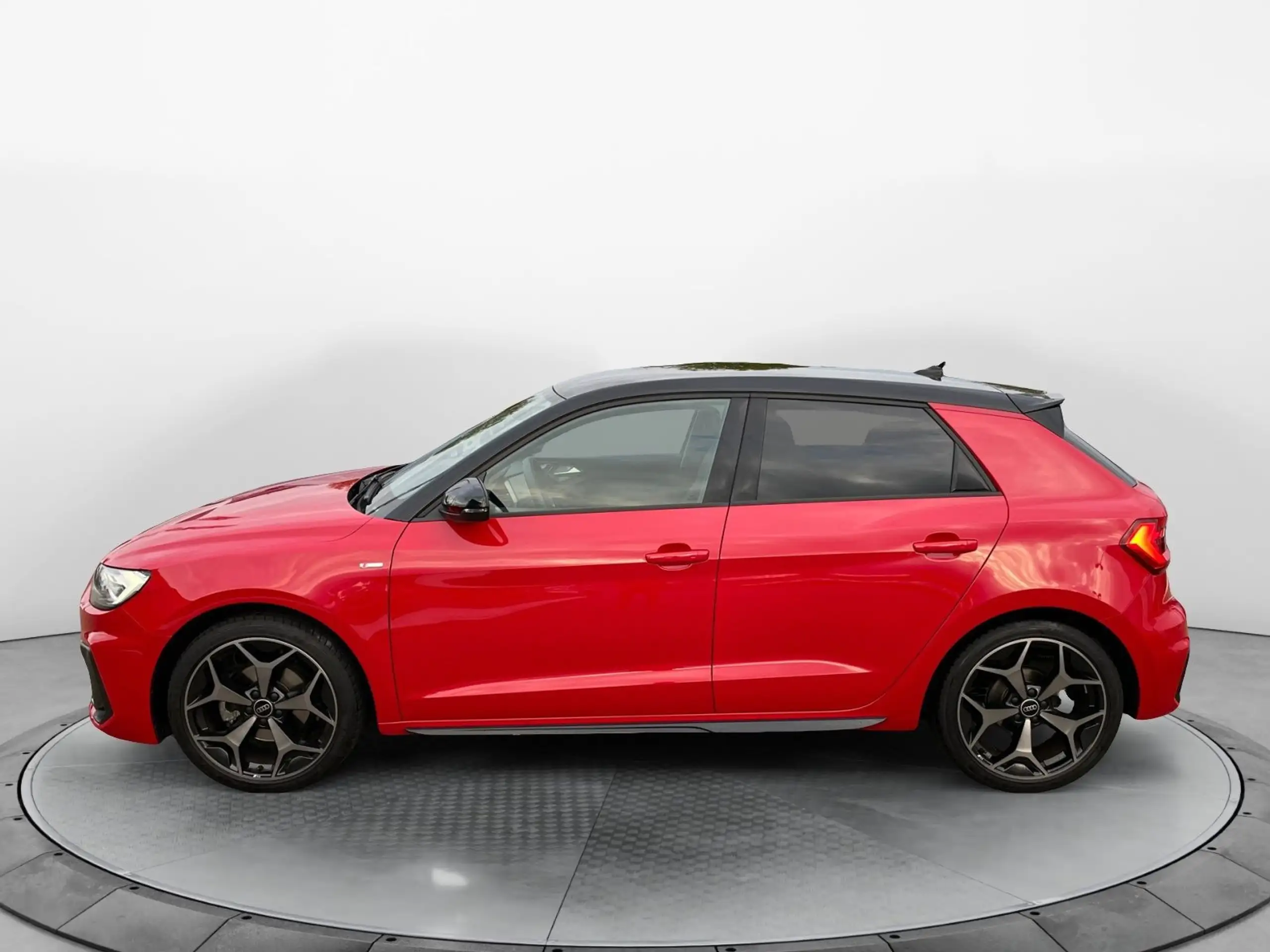 Audi - A1