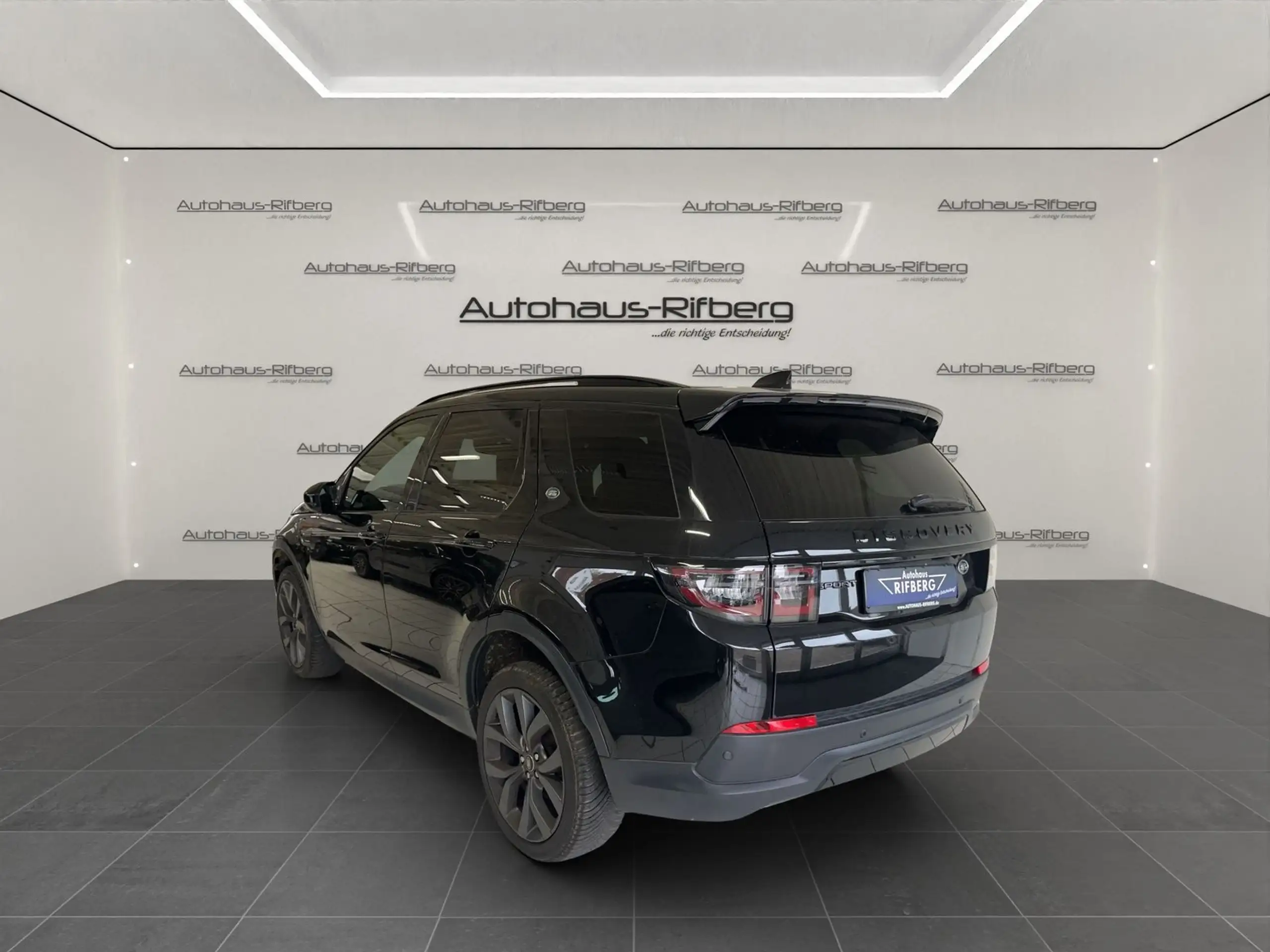 Land Rover - Discovery Sport