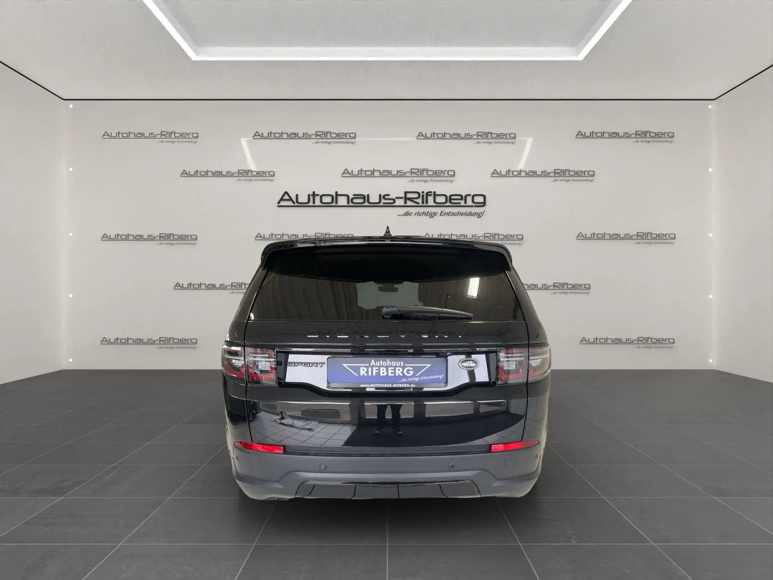 Land Rover - Discovery Sport