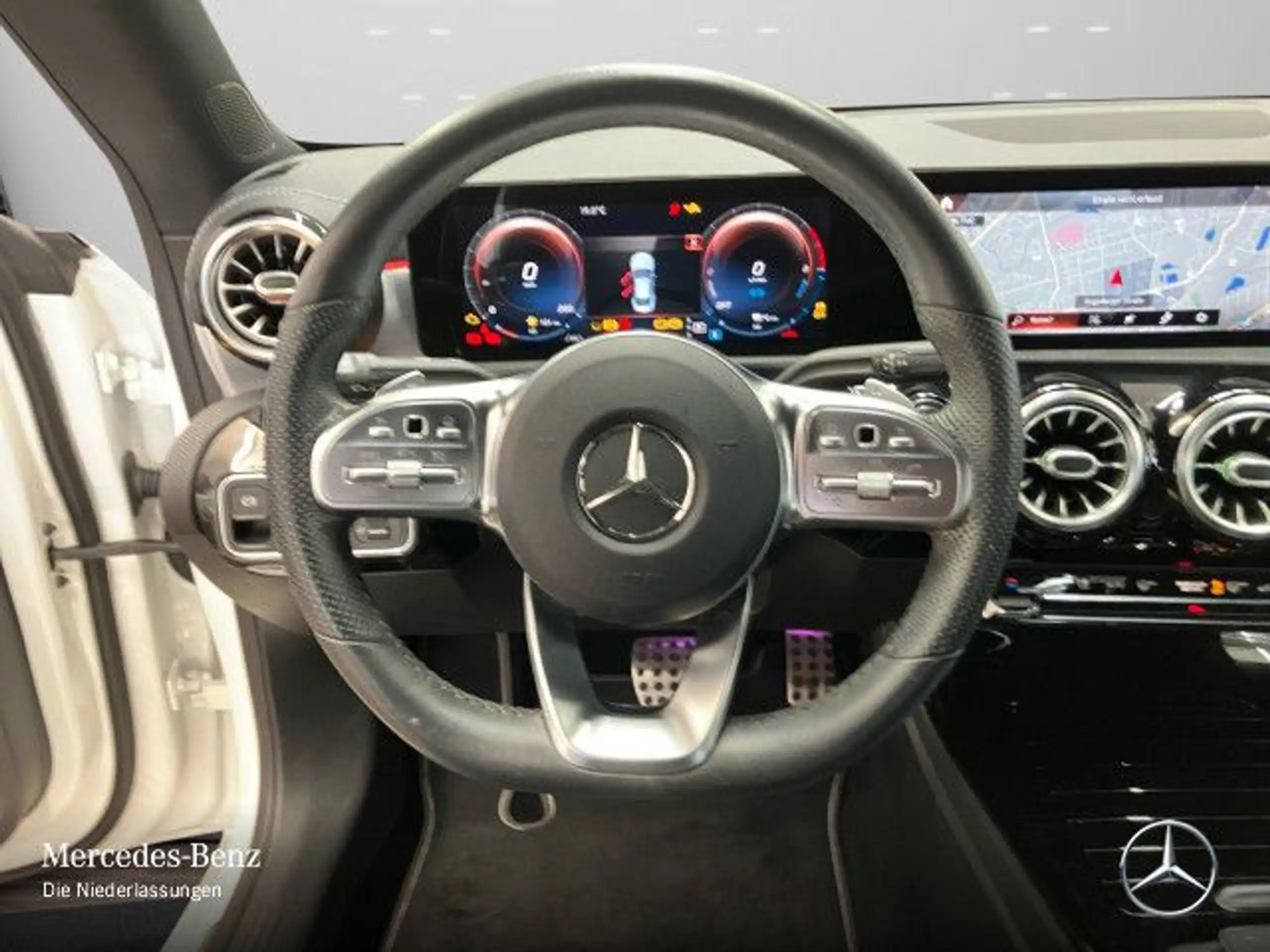 Mercedes-Benz - CLA 250