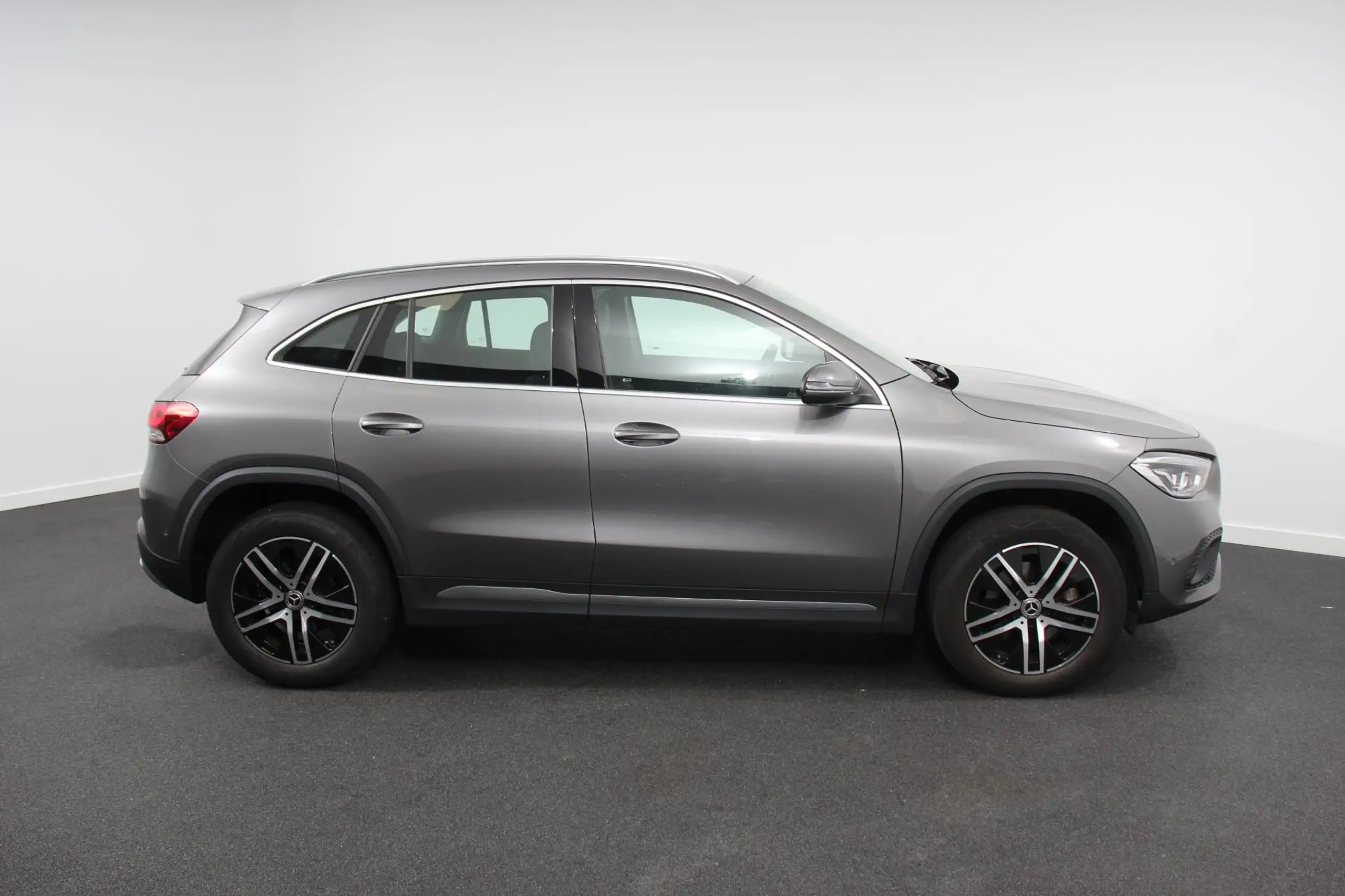 Mercedes-Benz - GLA 200