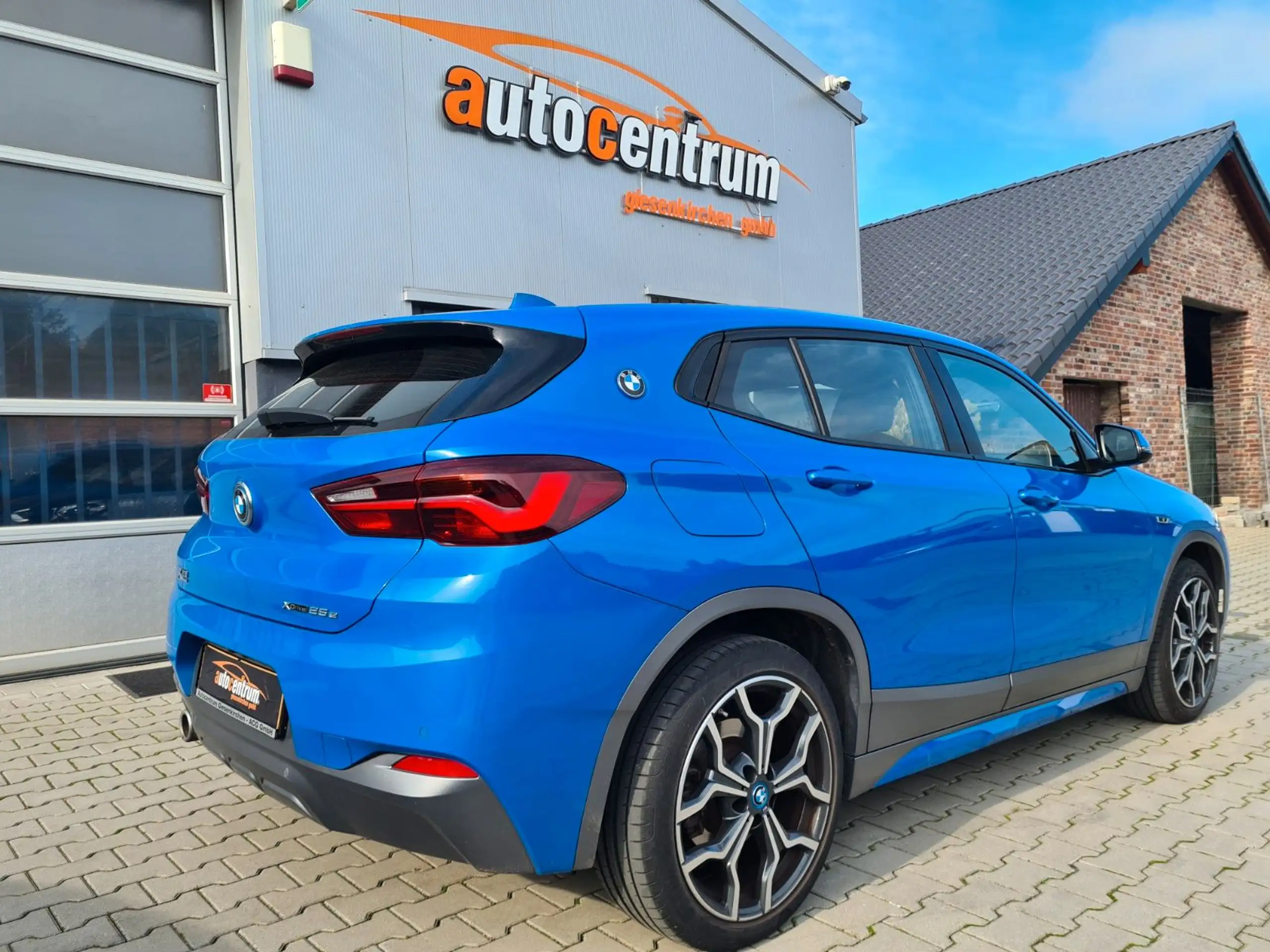 BMW - X2