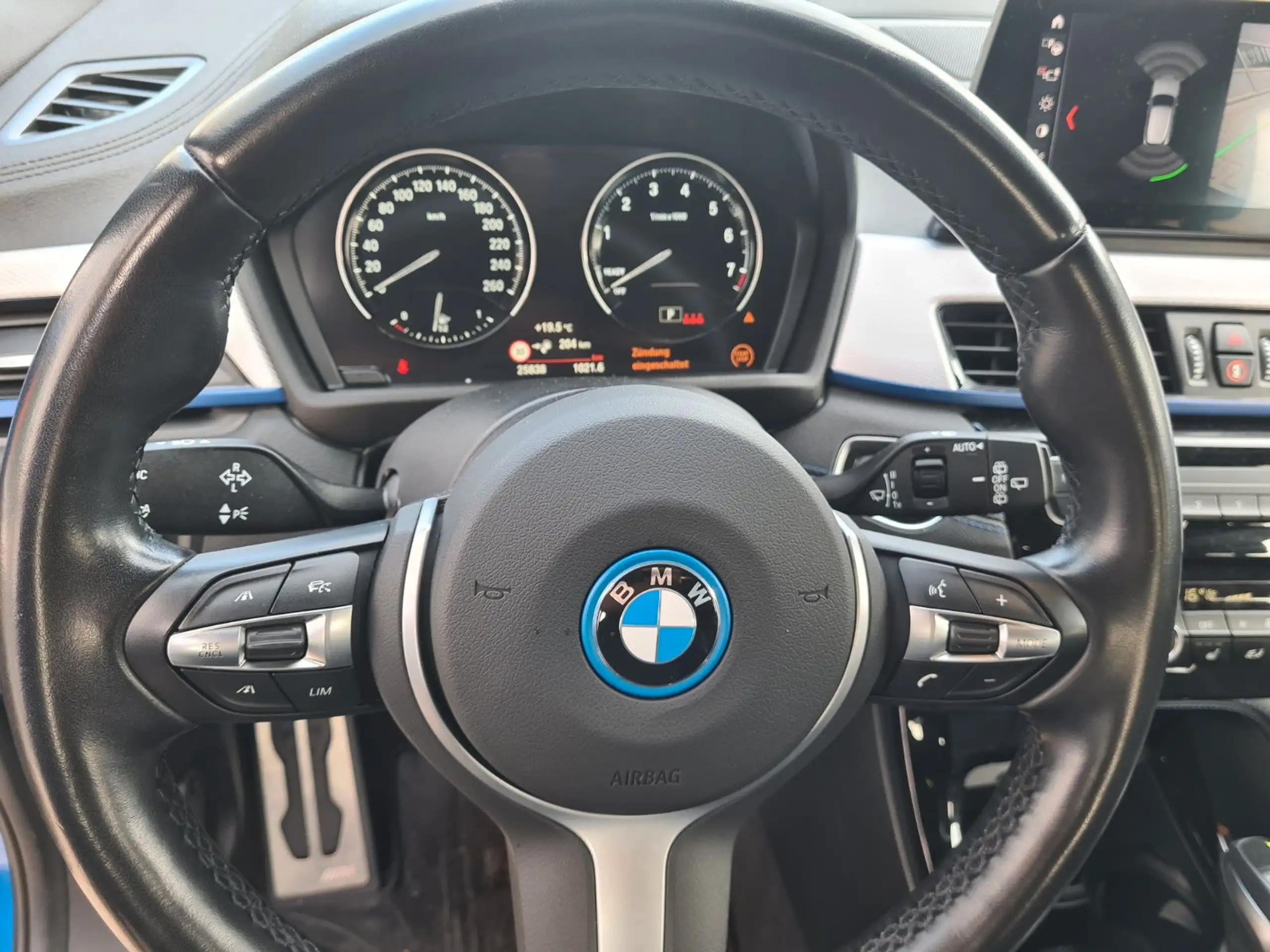 BMW - X2