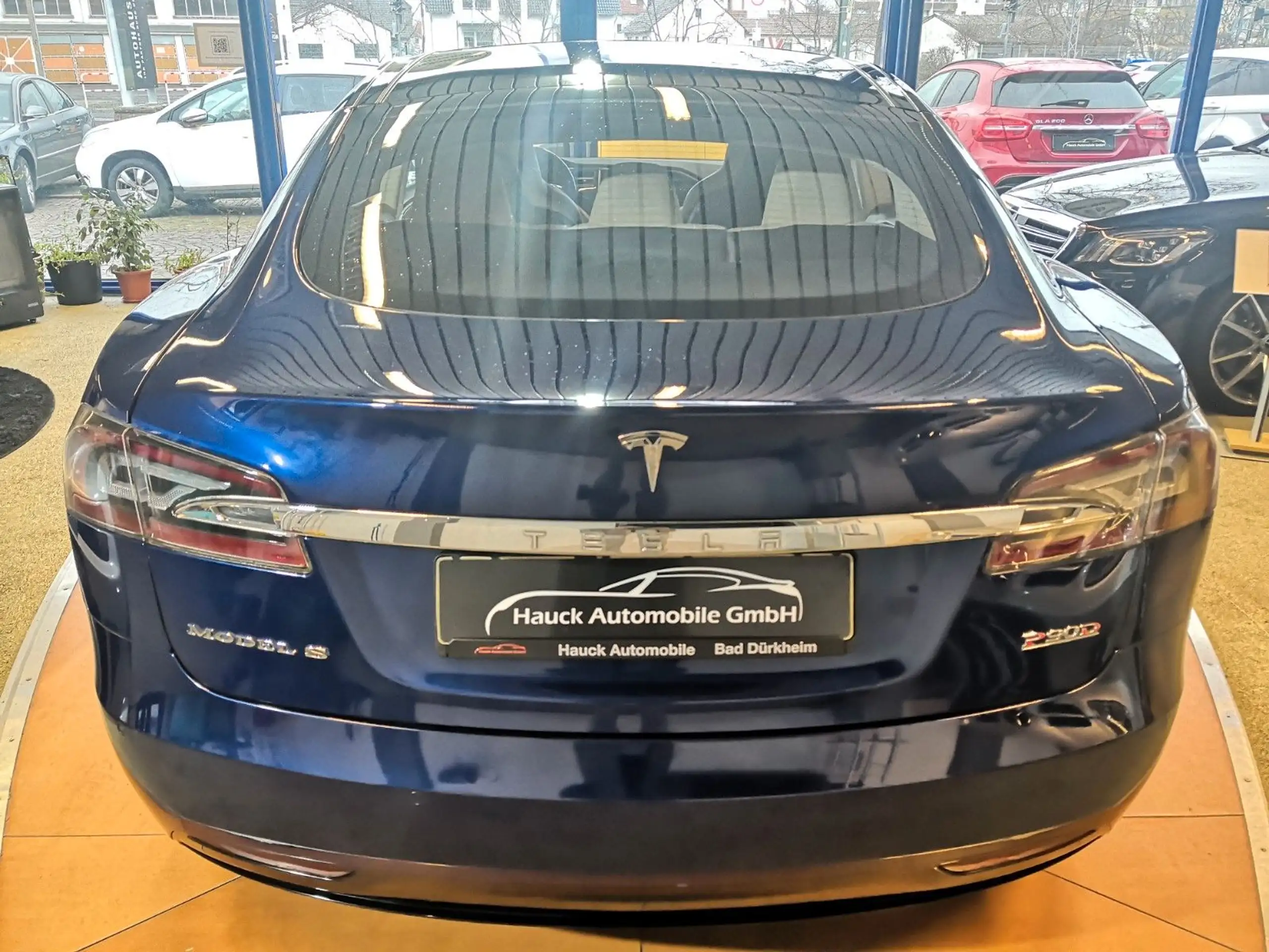 Tesla - Model S