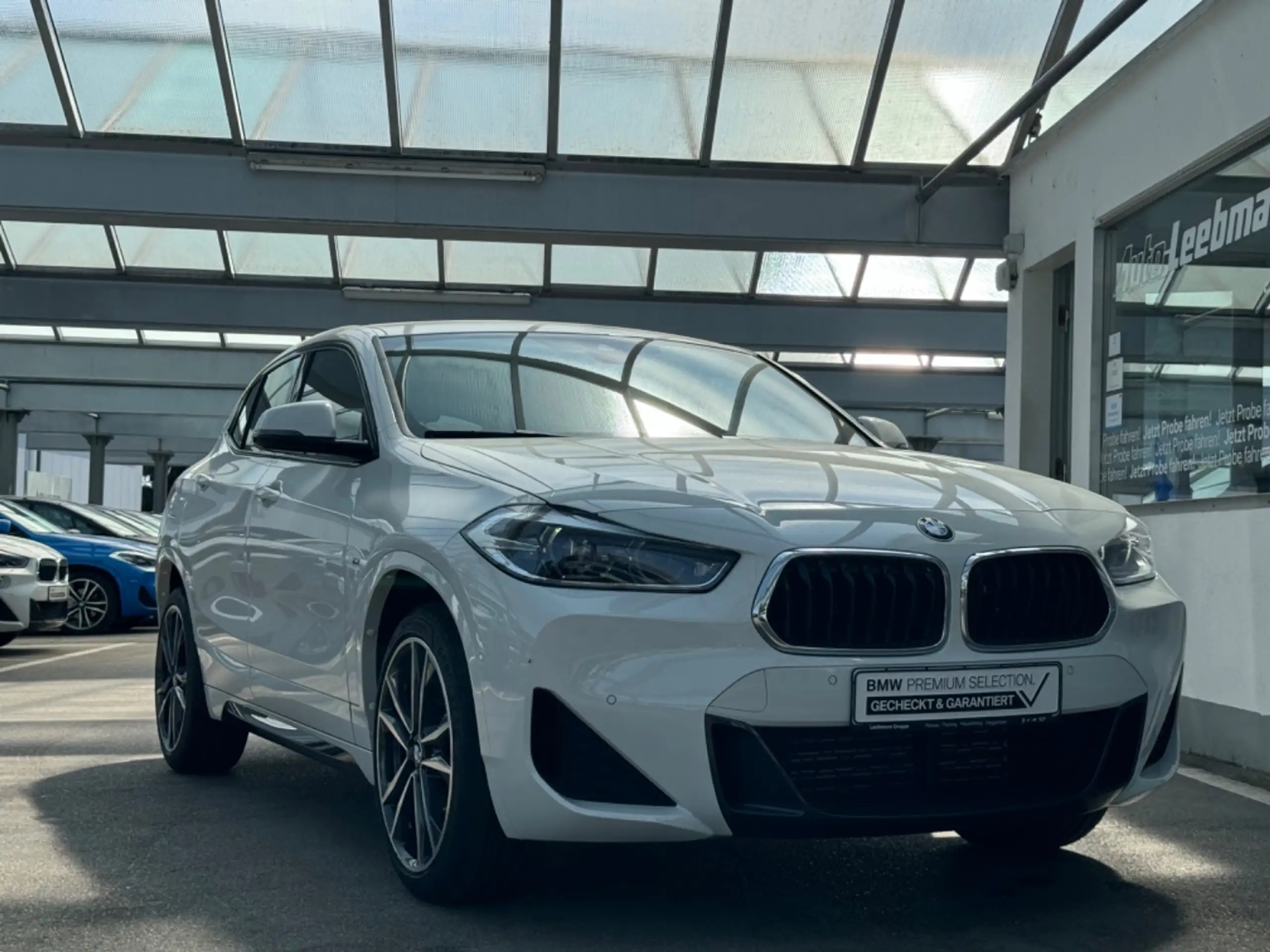 BMW - X2