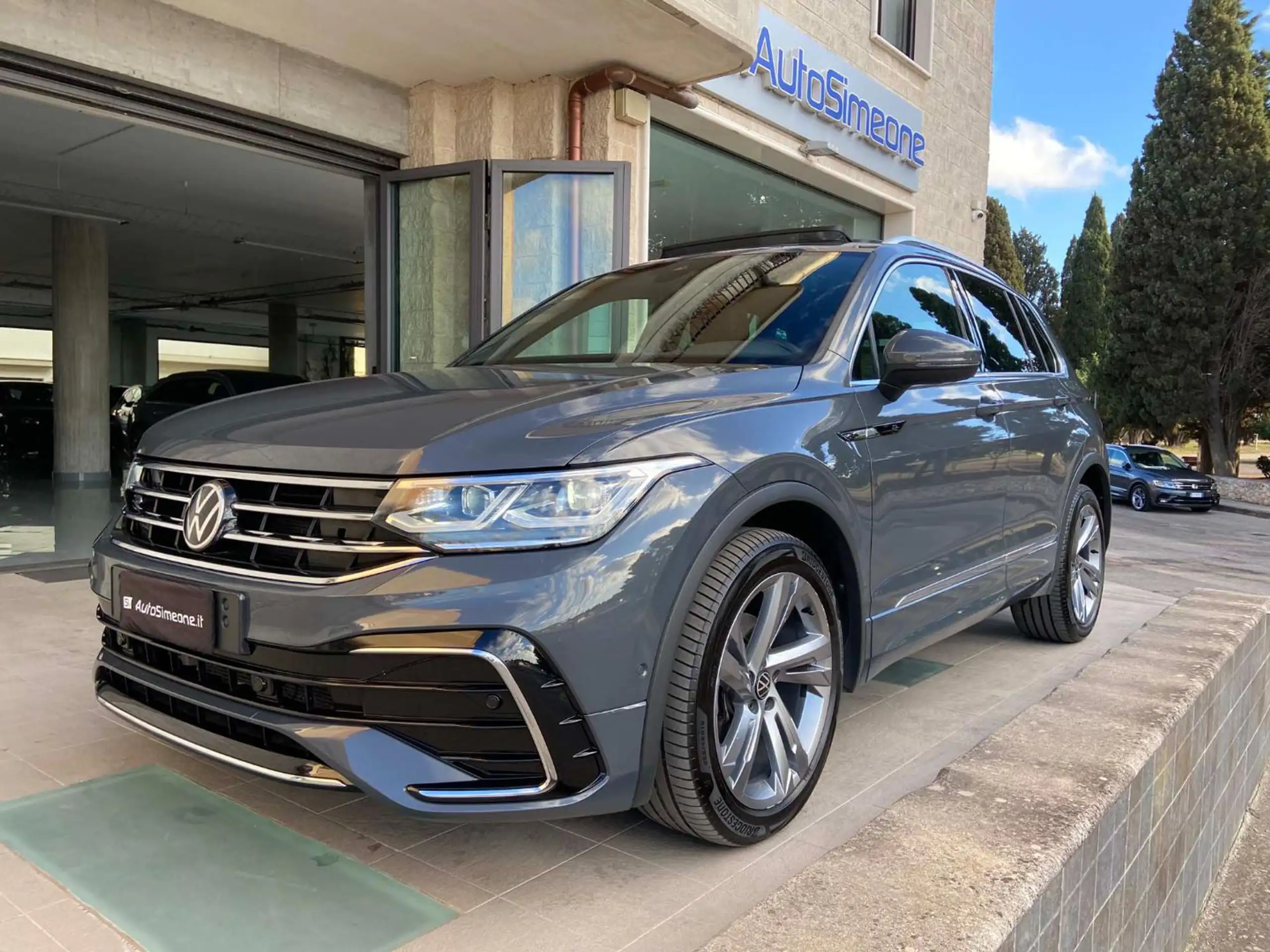 Volkswagen - Tiguan