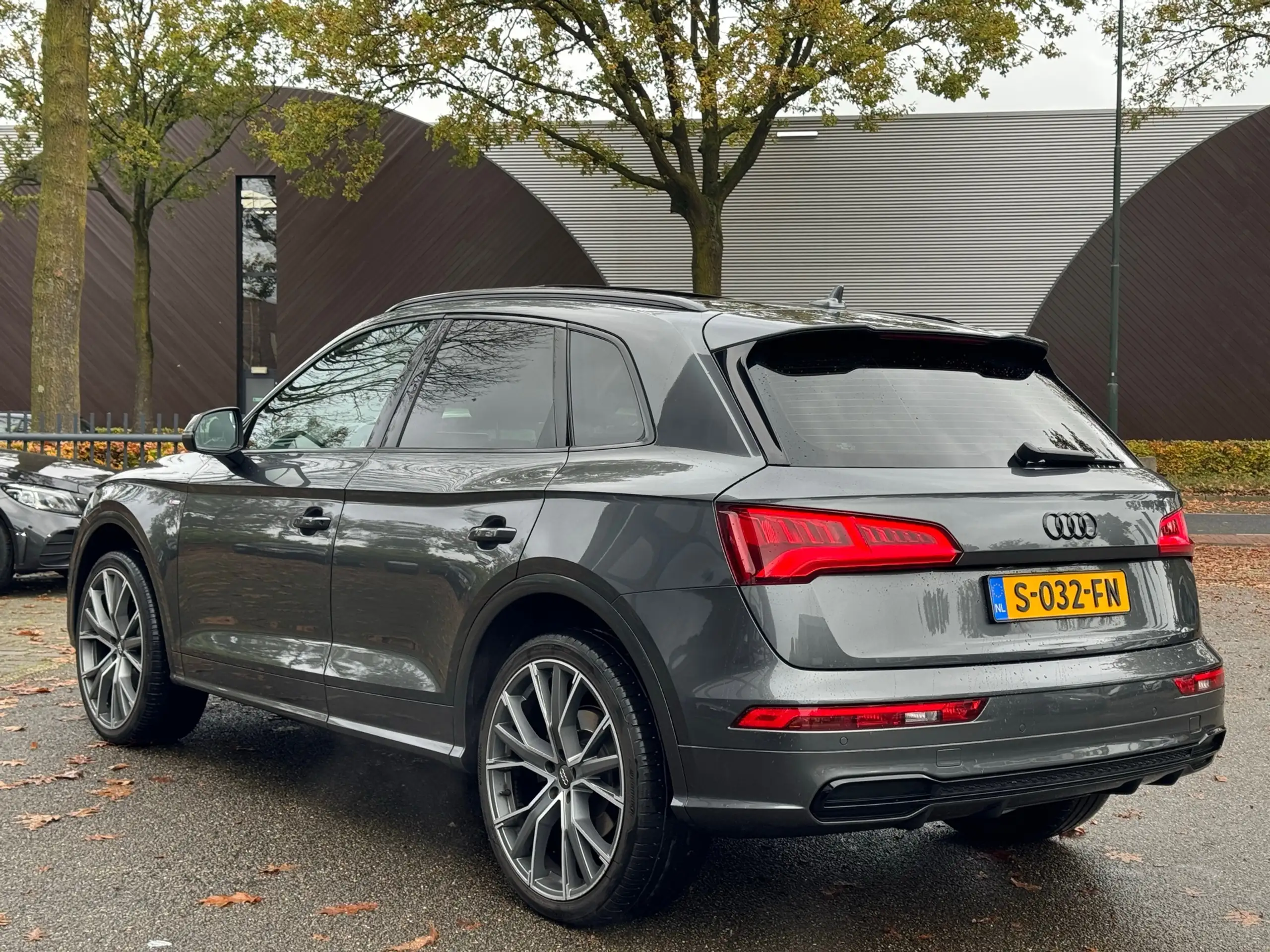 Audi - Q5