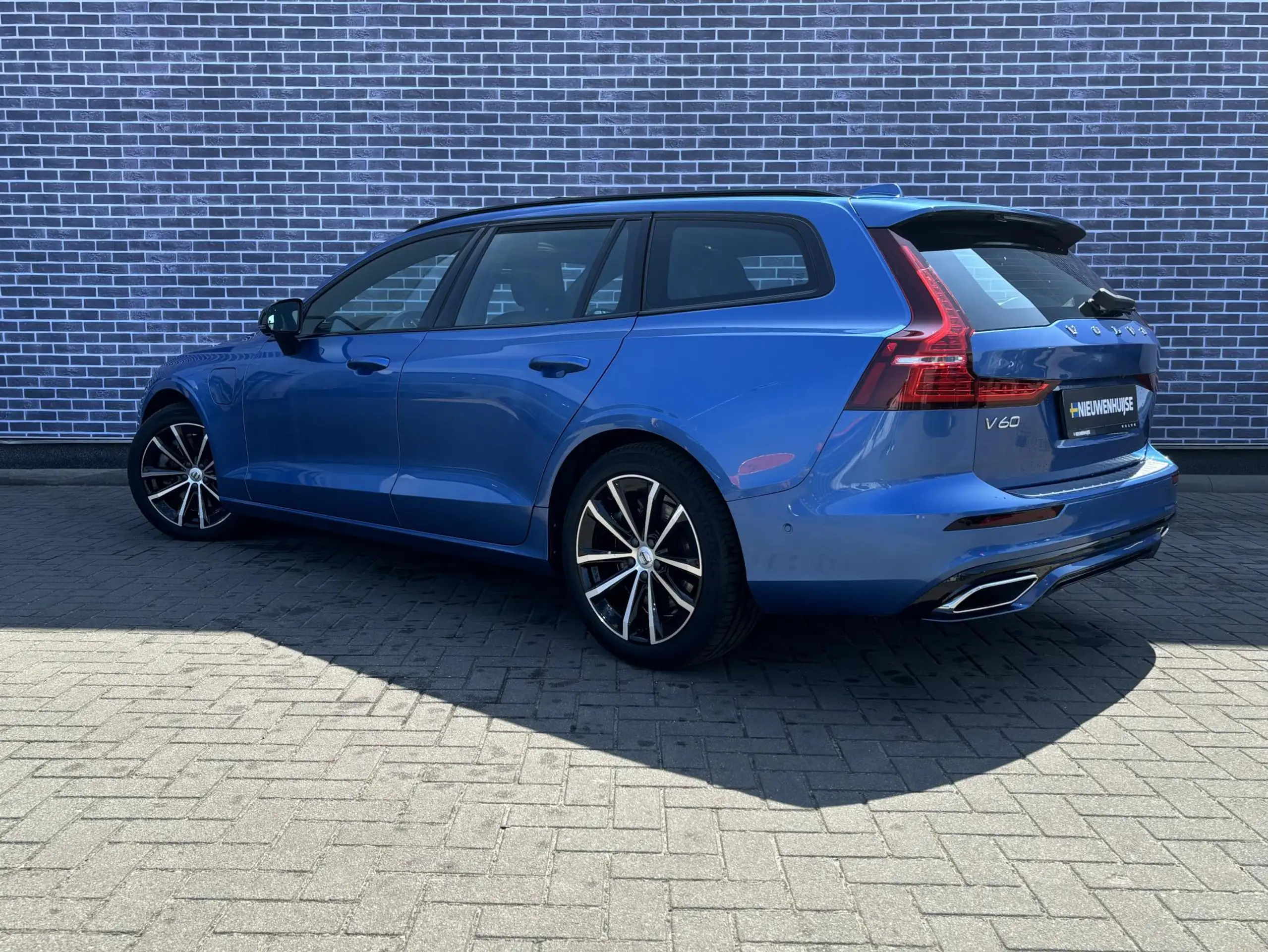 Volvo - V60