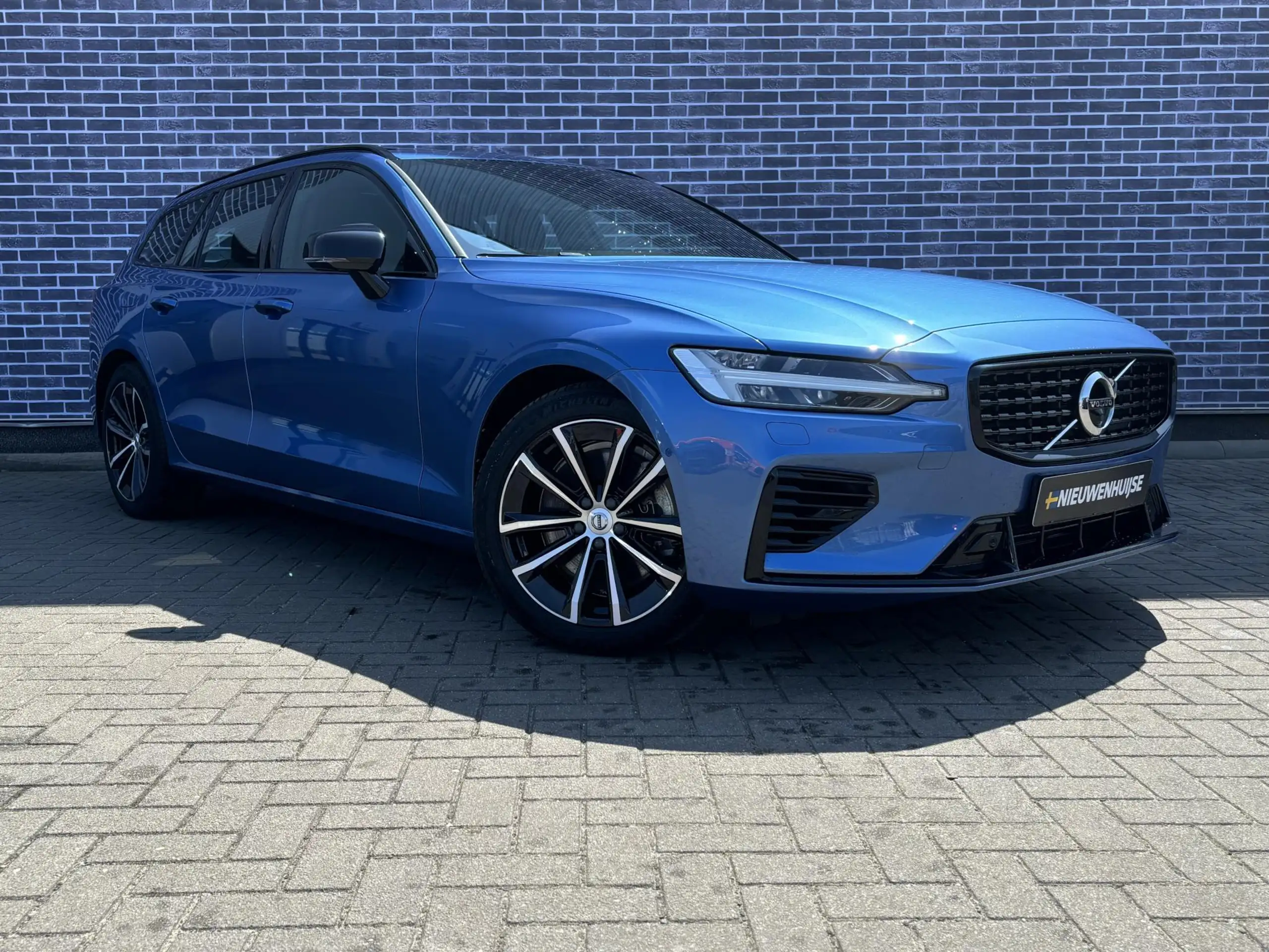 Volvo - V60