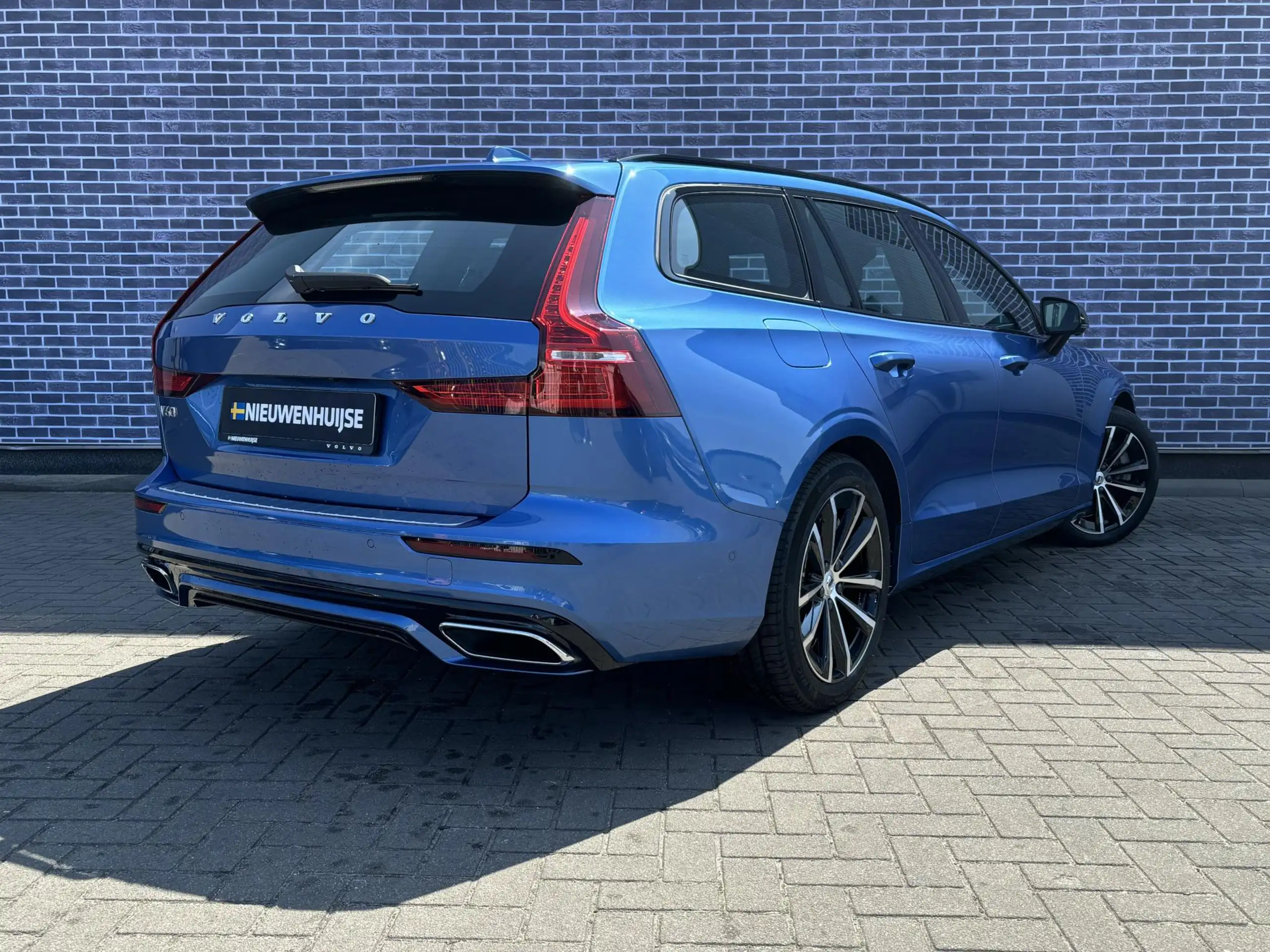 Volvo - V60