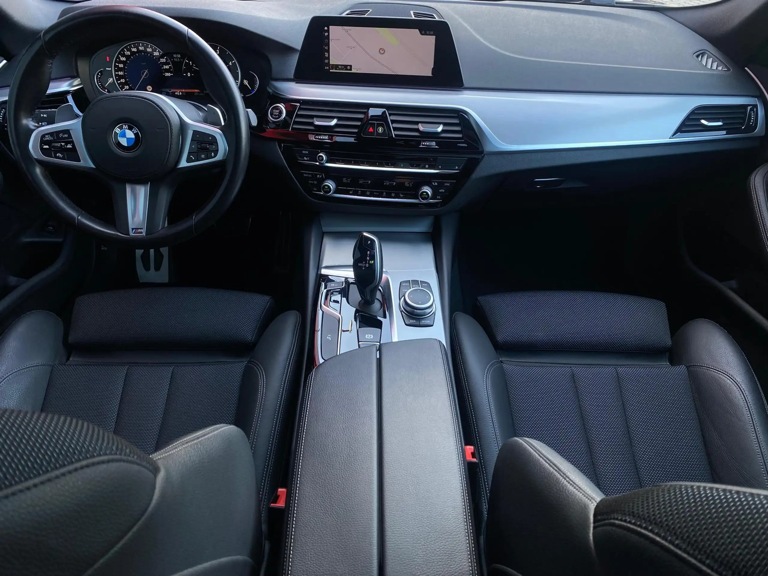 BMW - 520