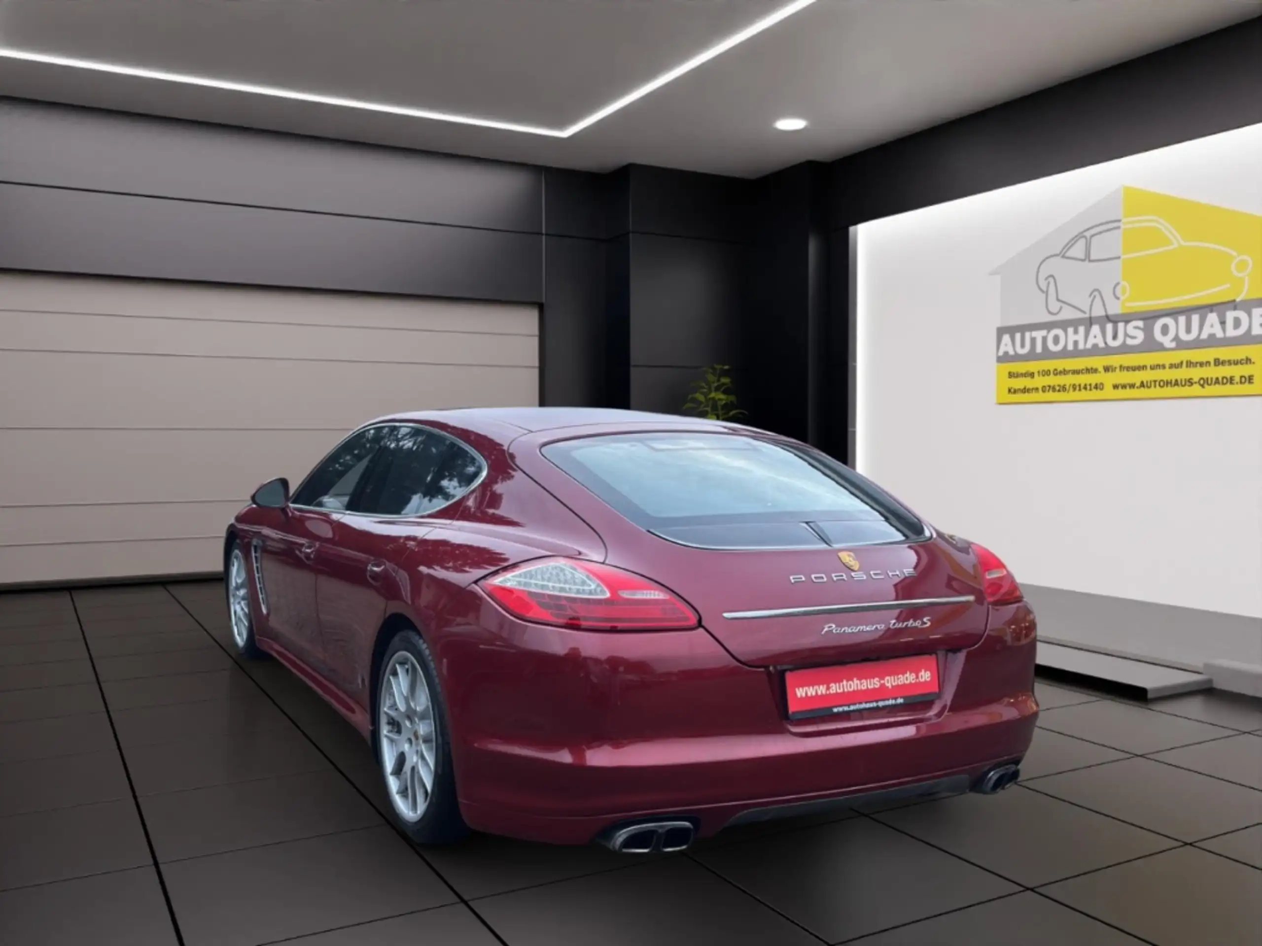 Porsche - Panamera