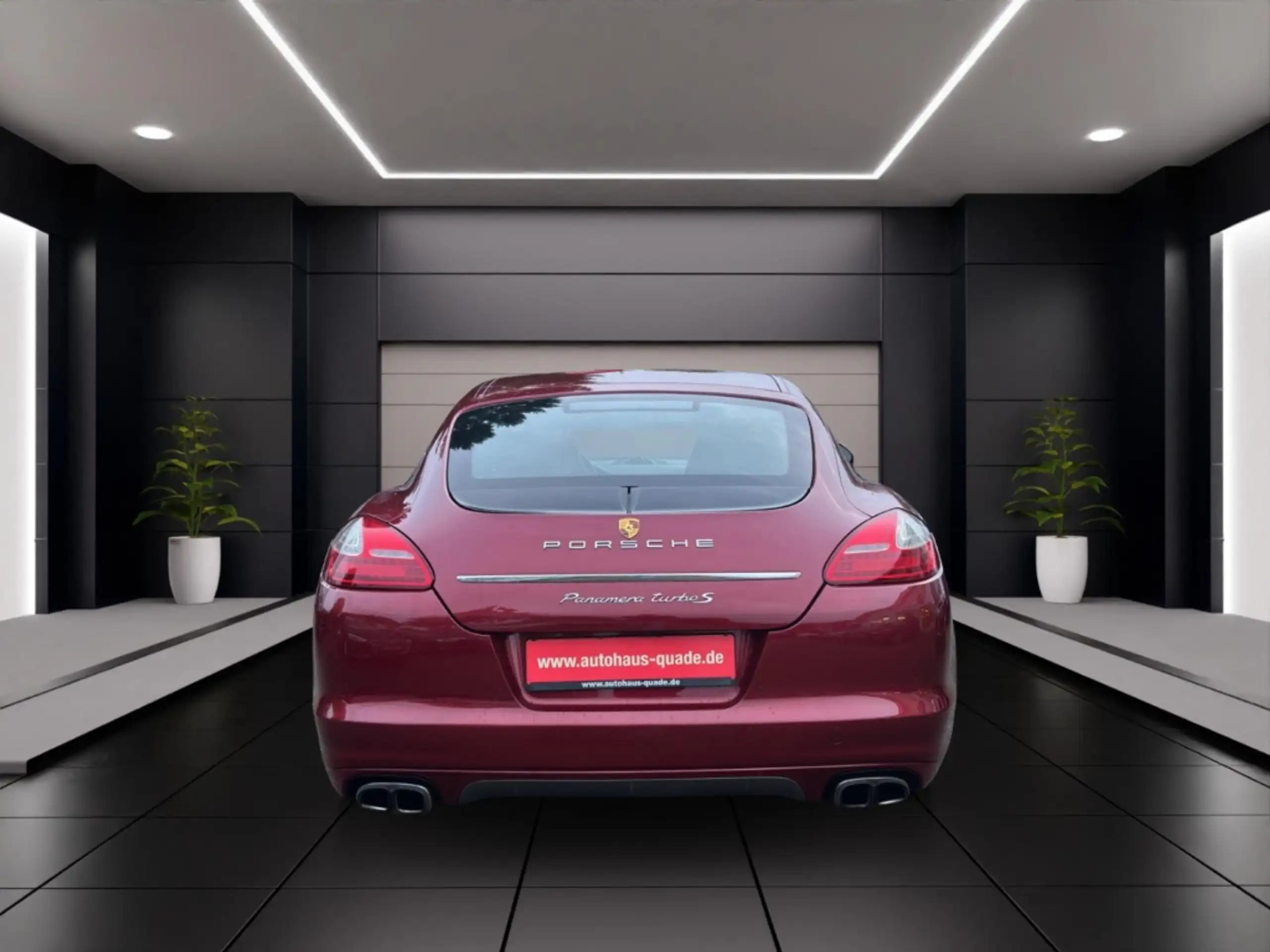 Porsche - Panamera