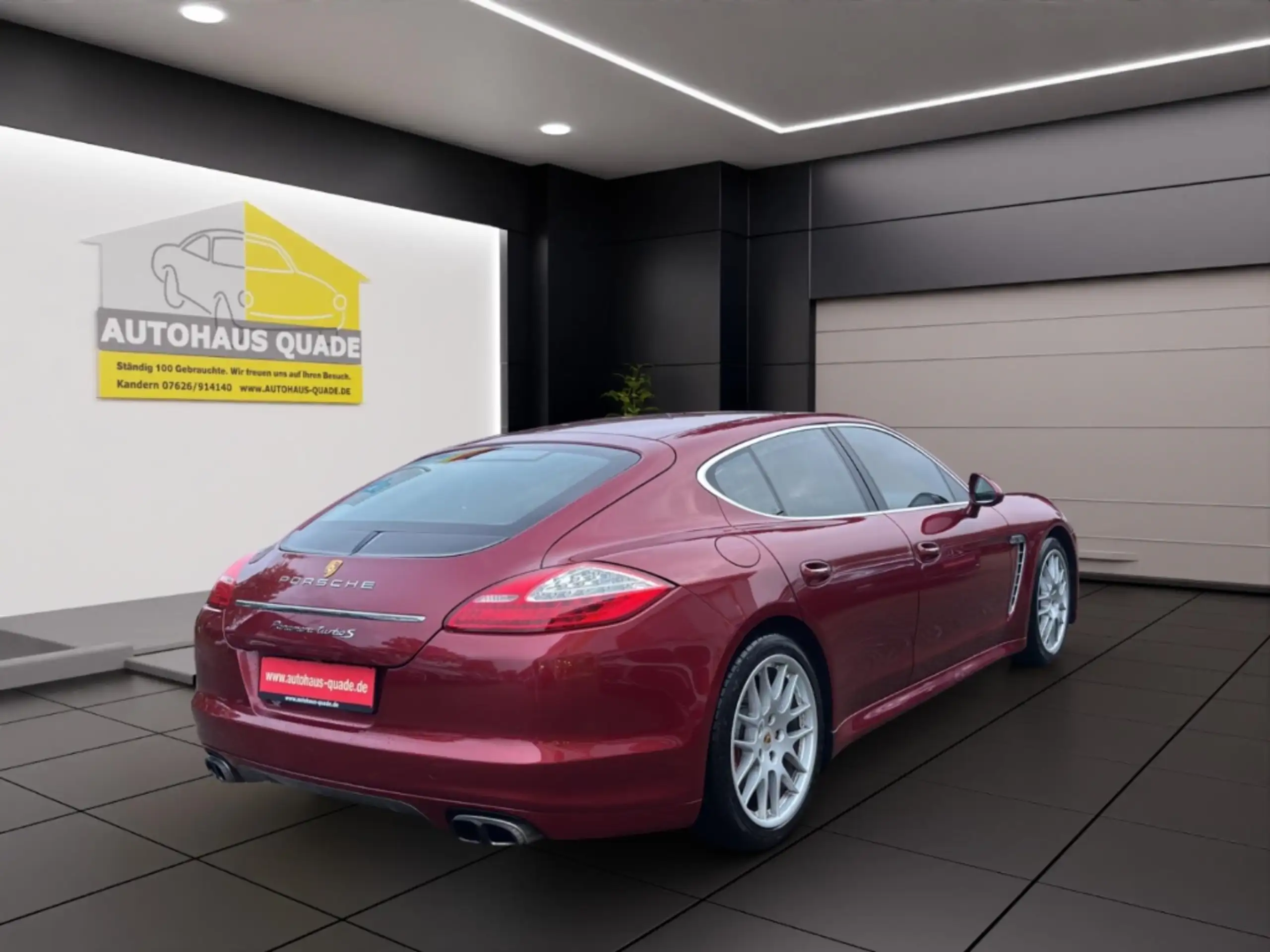 Porsche - Panamera