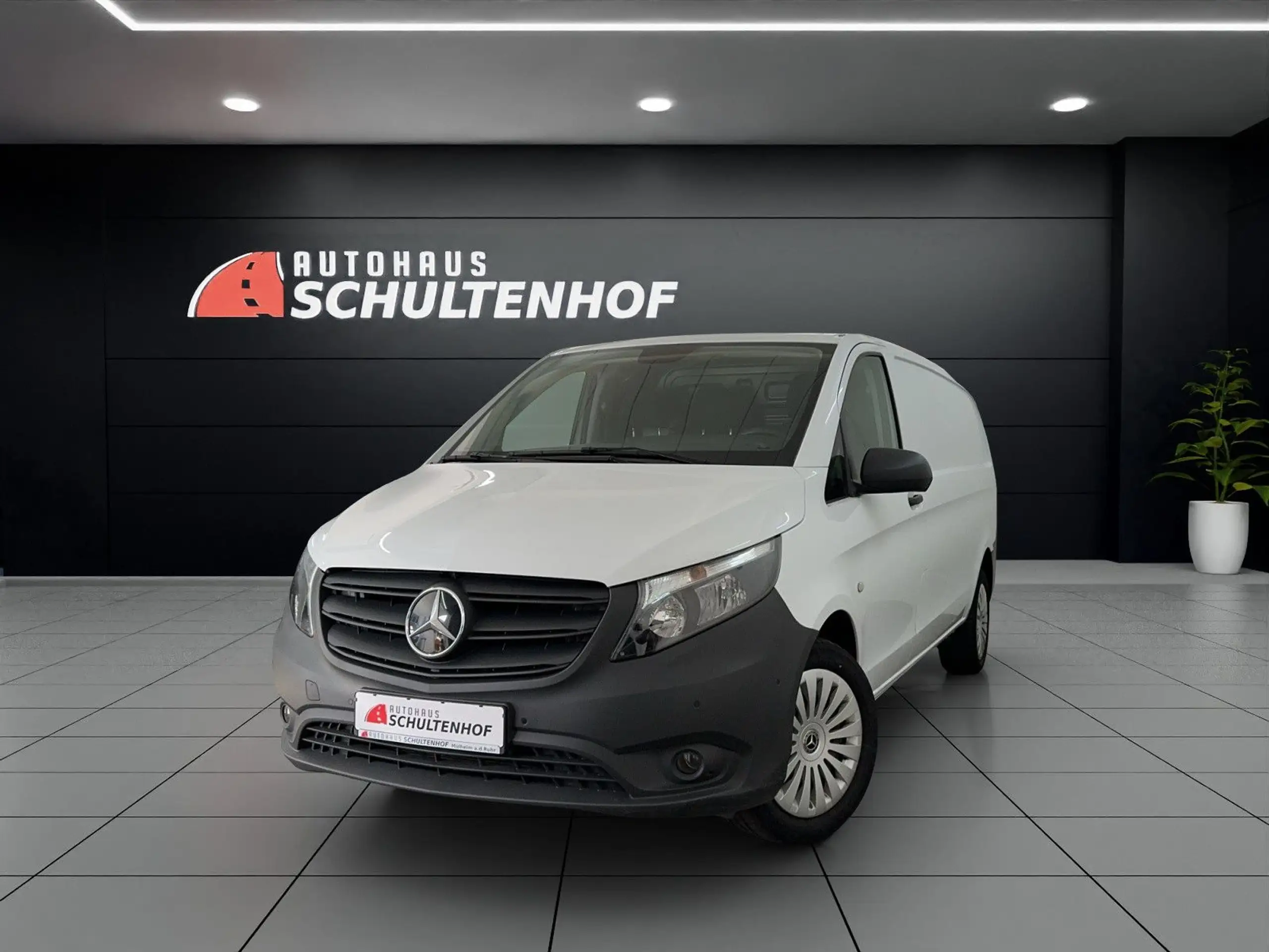 Mercedes-Benz - Vito