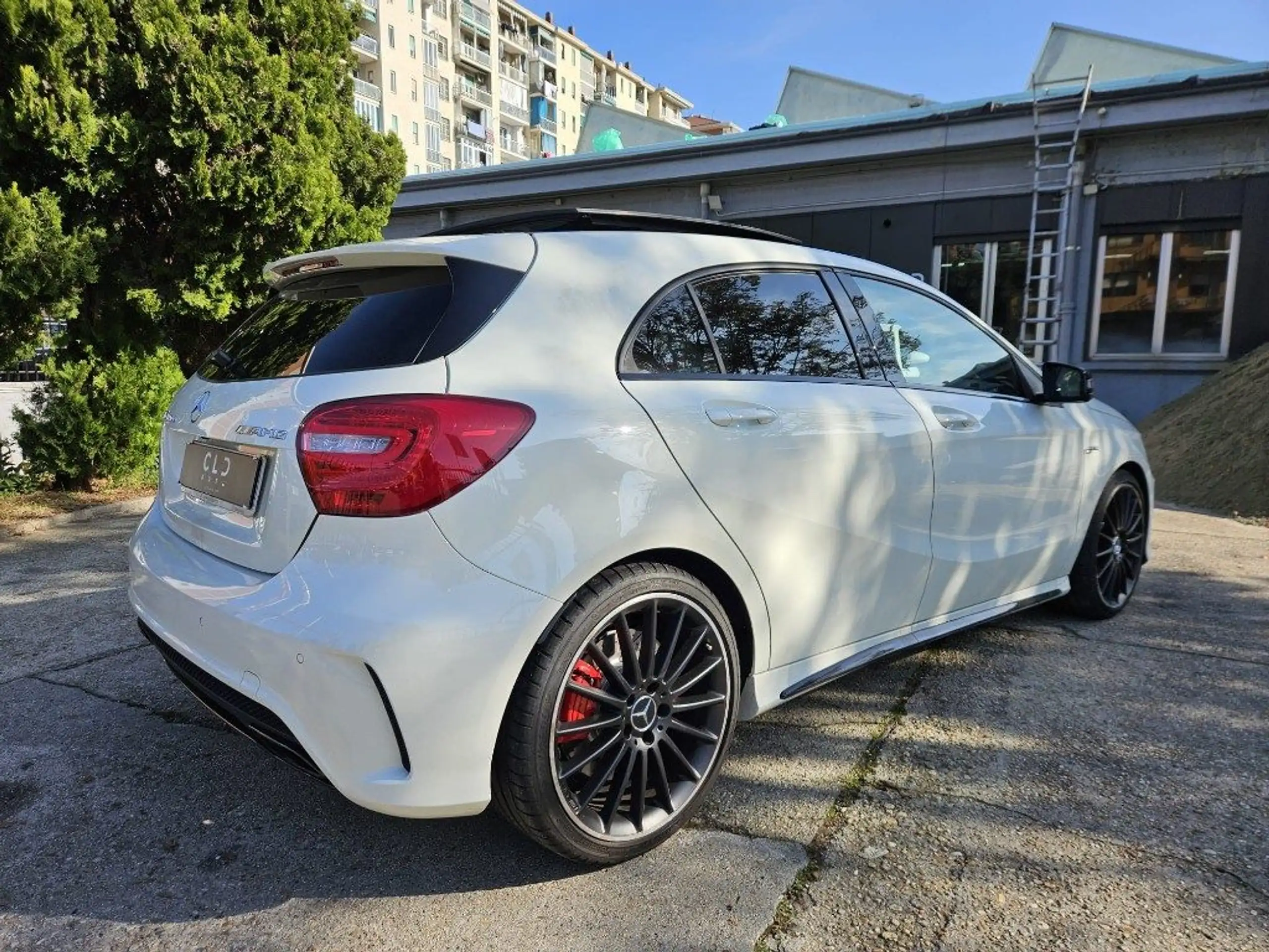 Mercedes-Benz - A 45 AMG