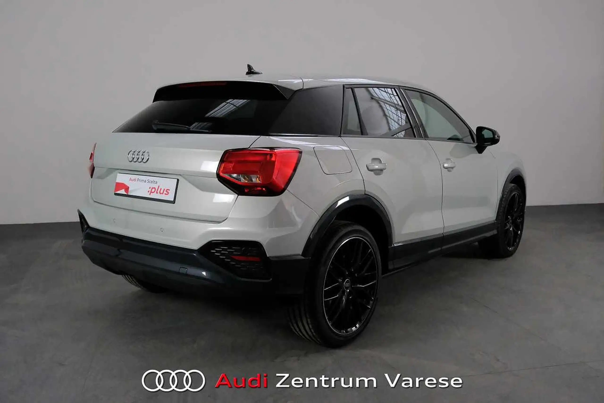 Audi - Q2