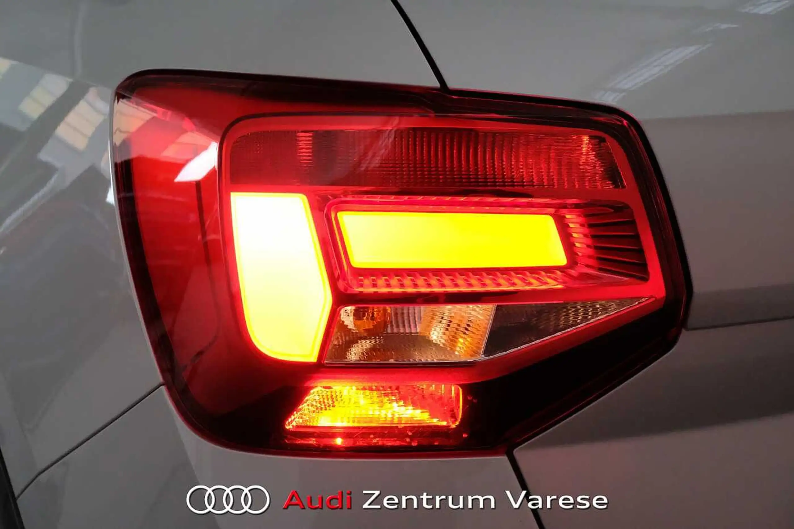 Audi - Q2