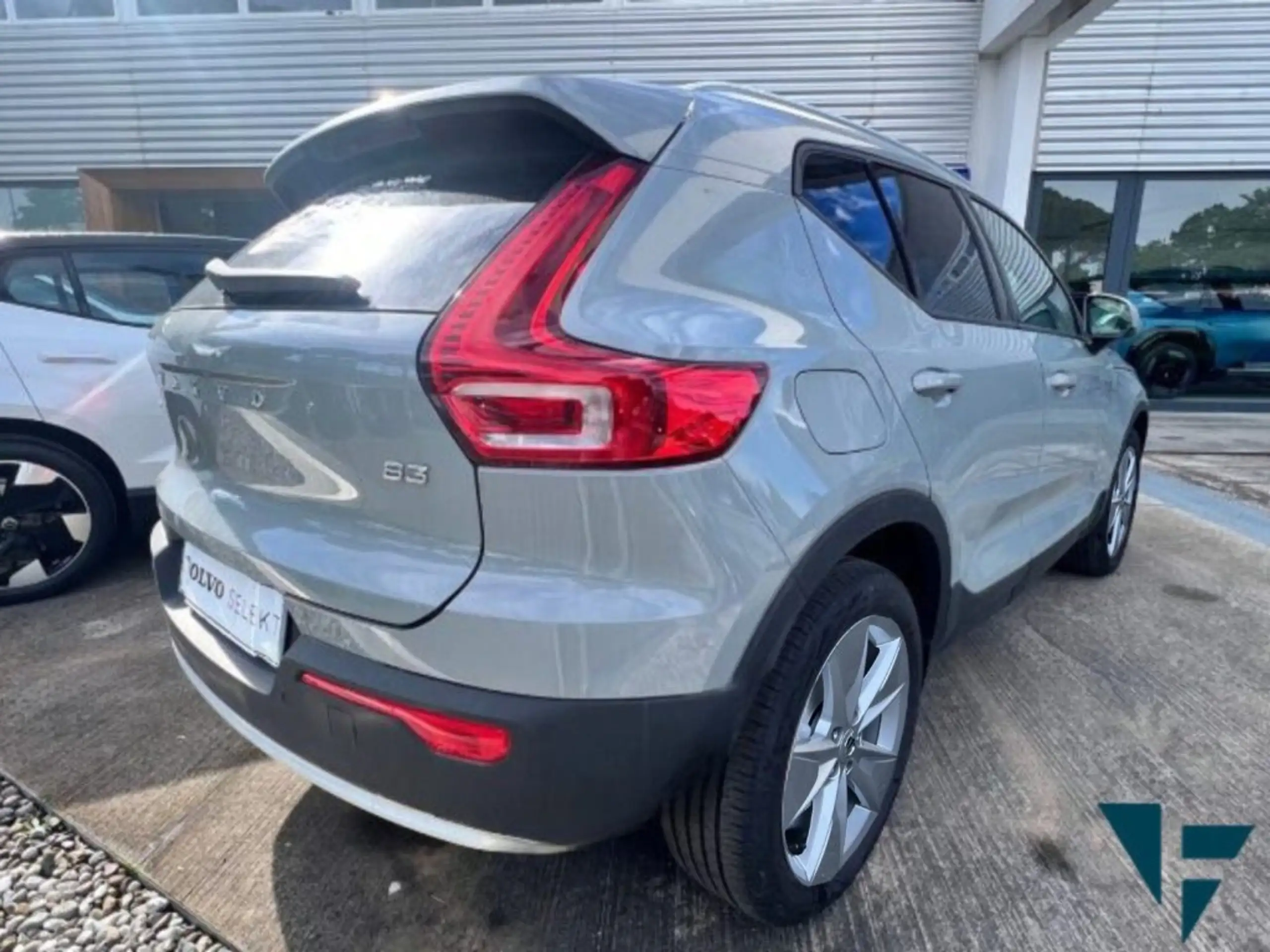 Volvo - XC40