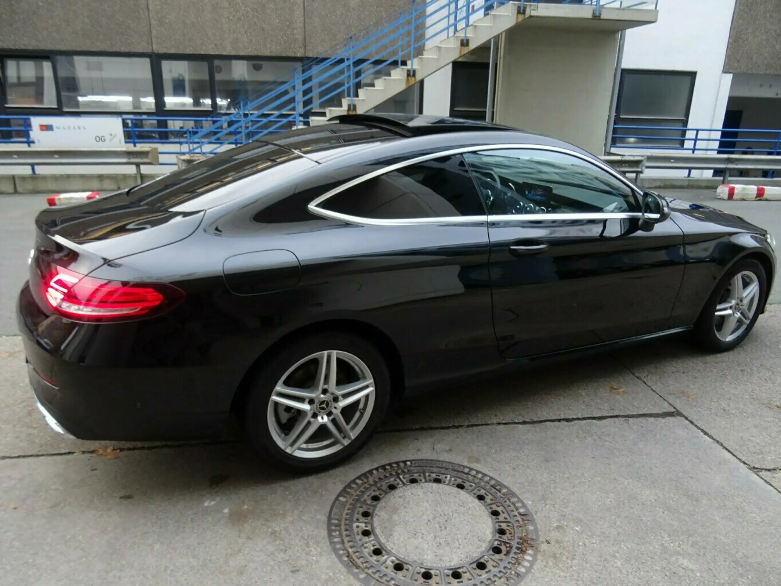 Mercedes-Benz - C 220