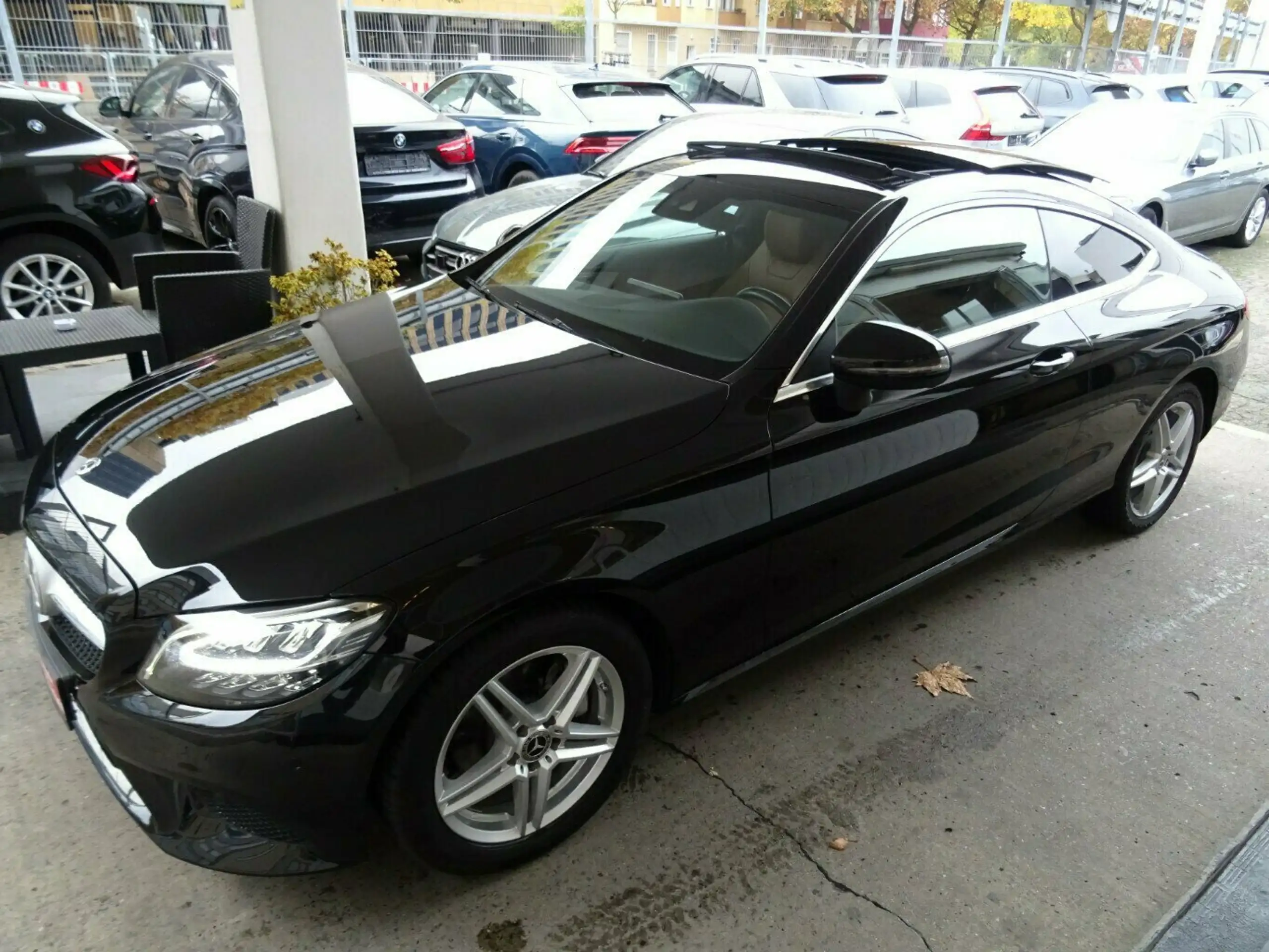 Mercedes-Benz - C 220